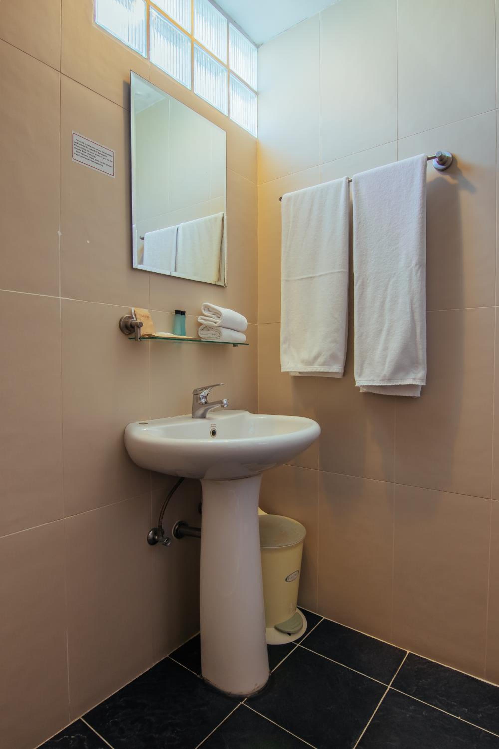 The Yorkshire Hotel - SHA Certified — photo 44