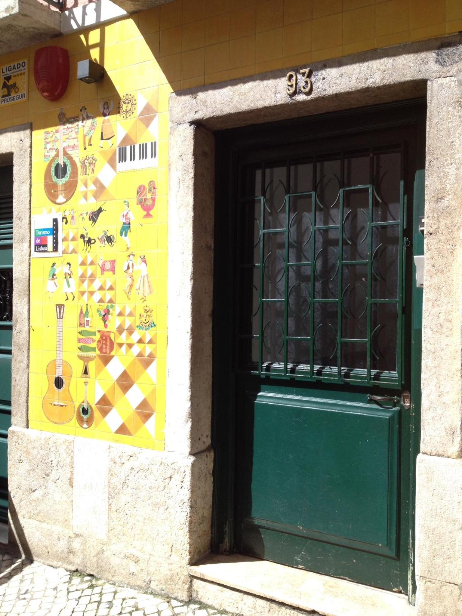 FADO Bairro Alto - SSs Apartments