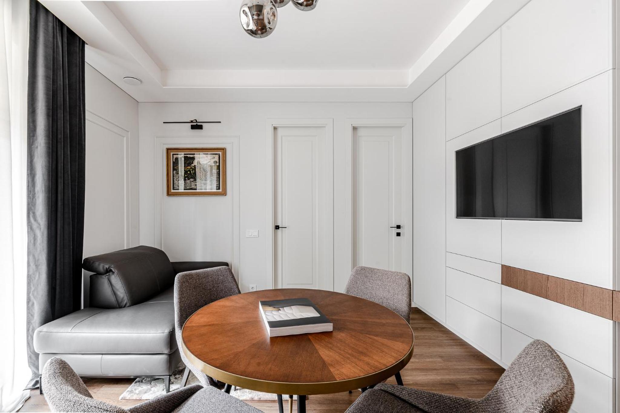 Luxurious Apartment in Vilnius Old Town by Reside Baltic view 2