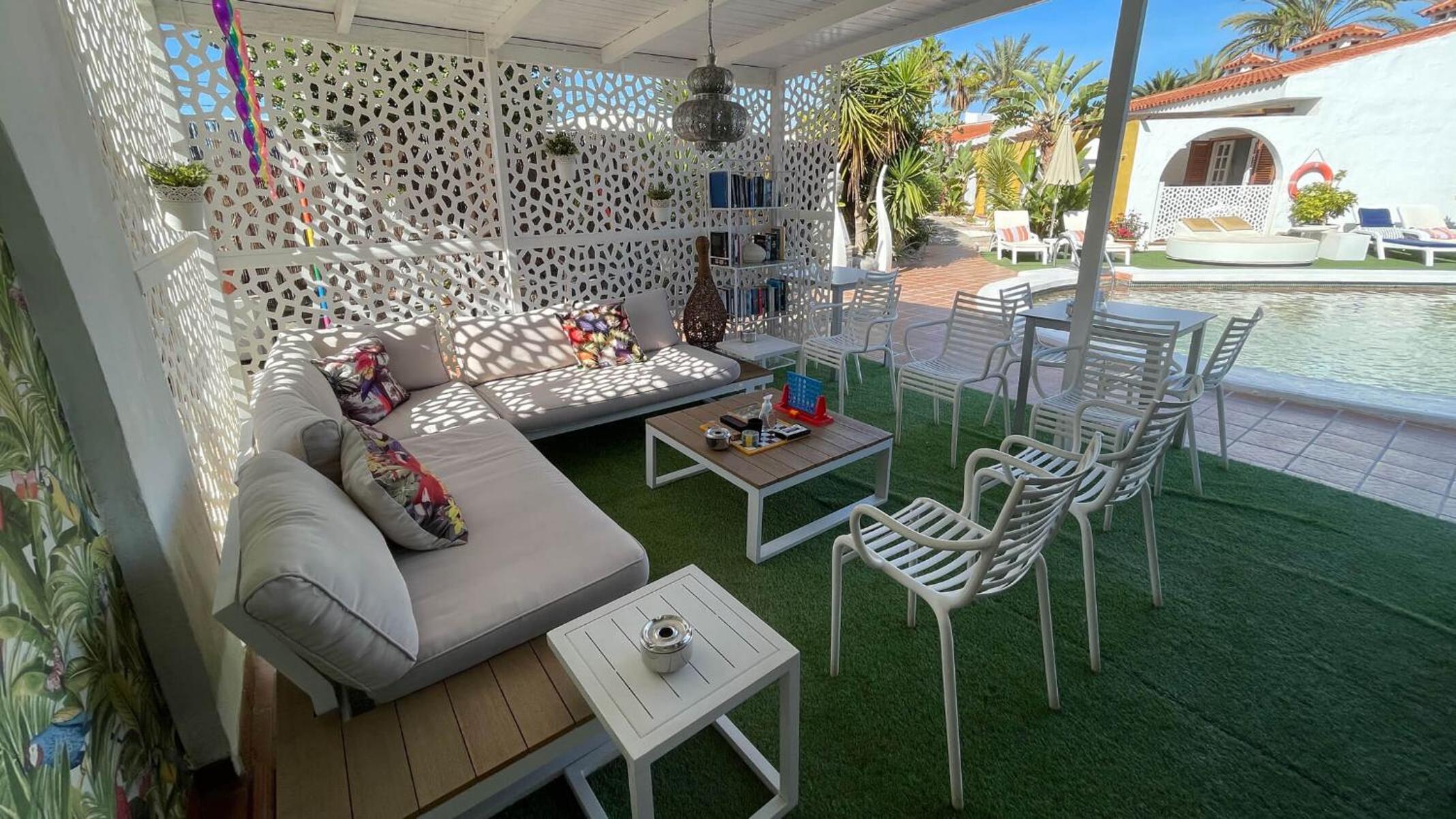 lounge