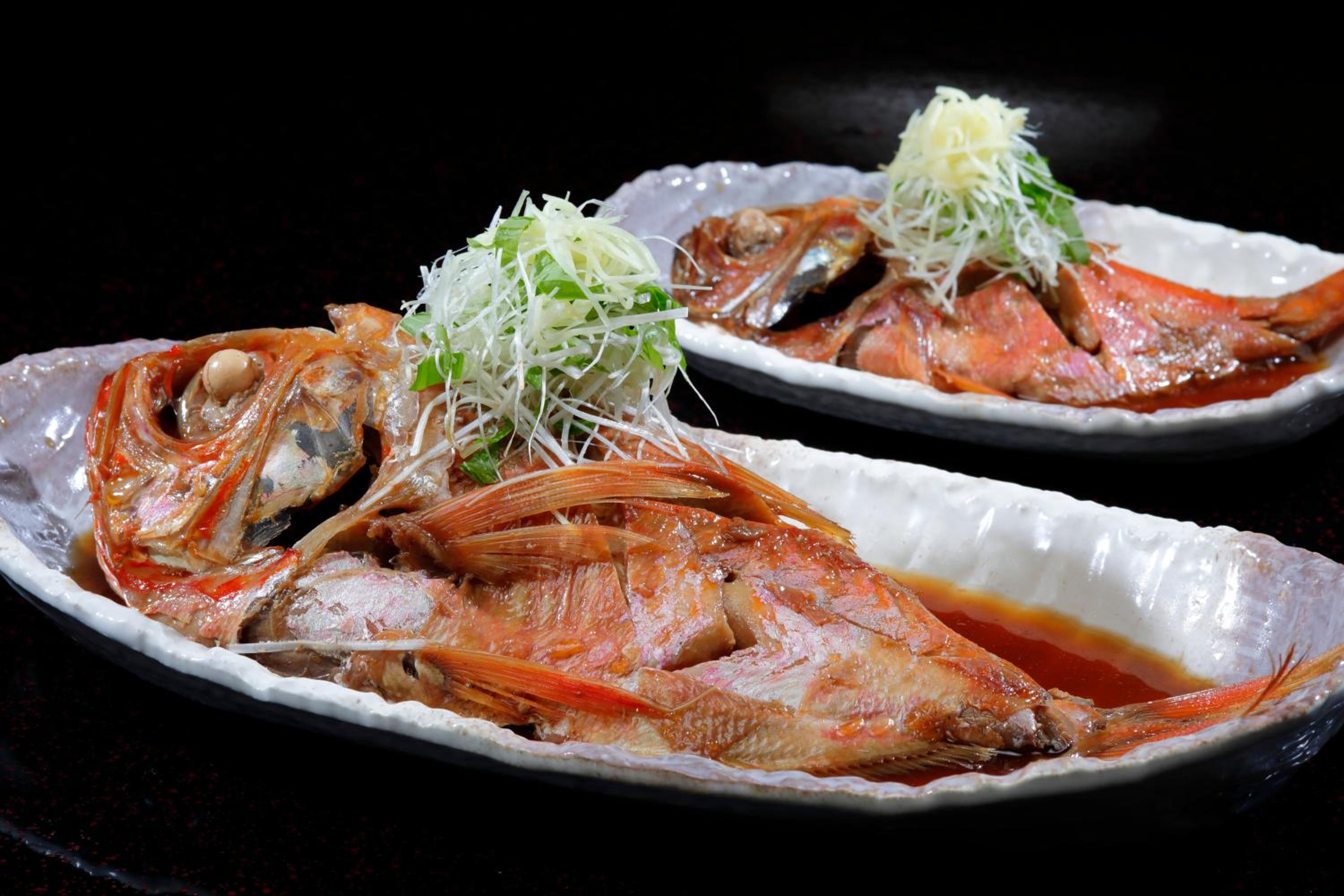 Sakahijiri gyokushoen