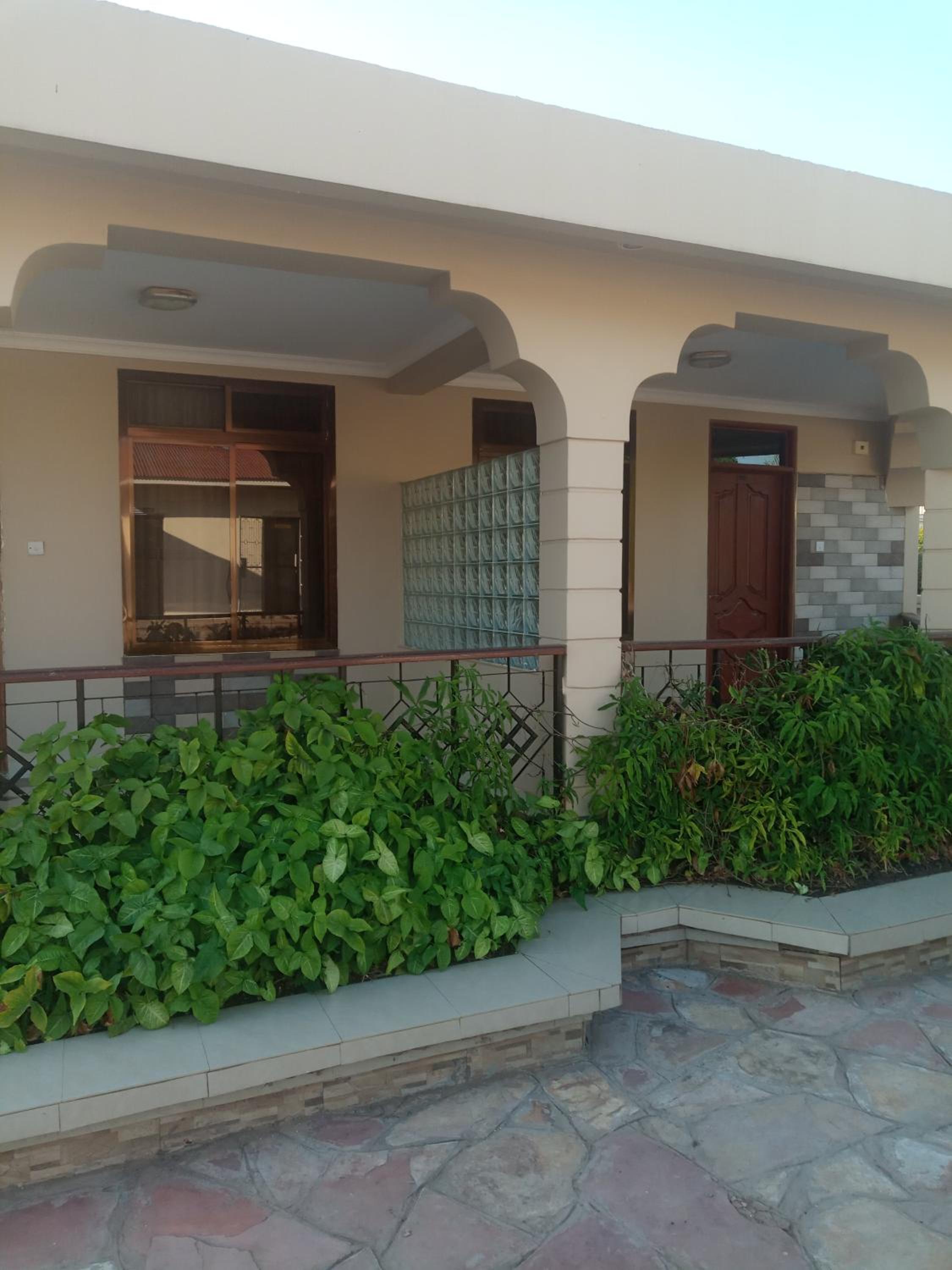The Lahe Hotels