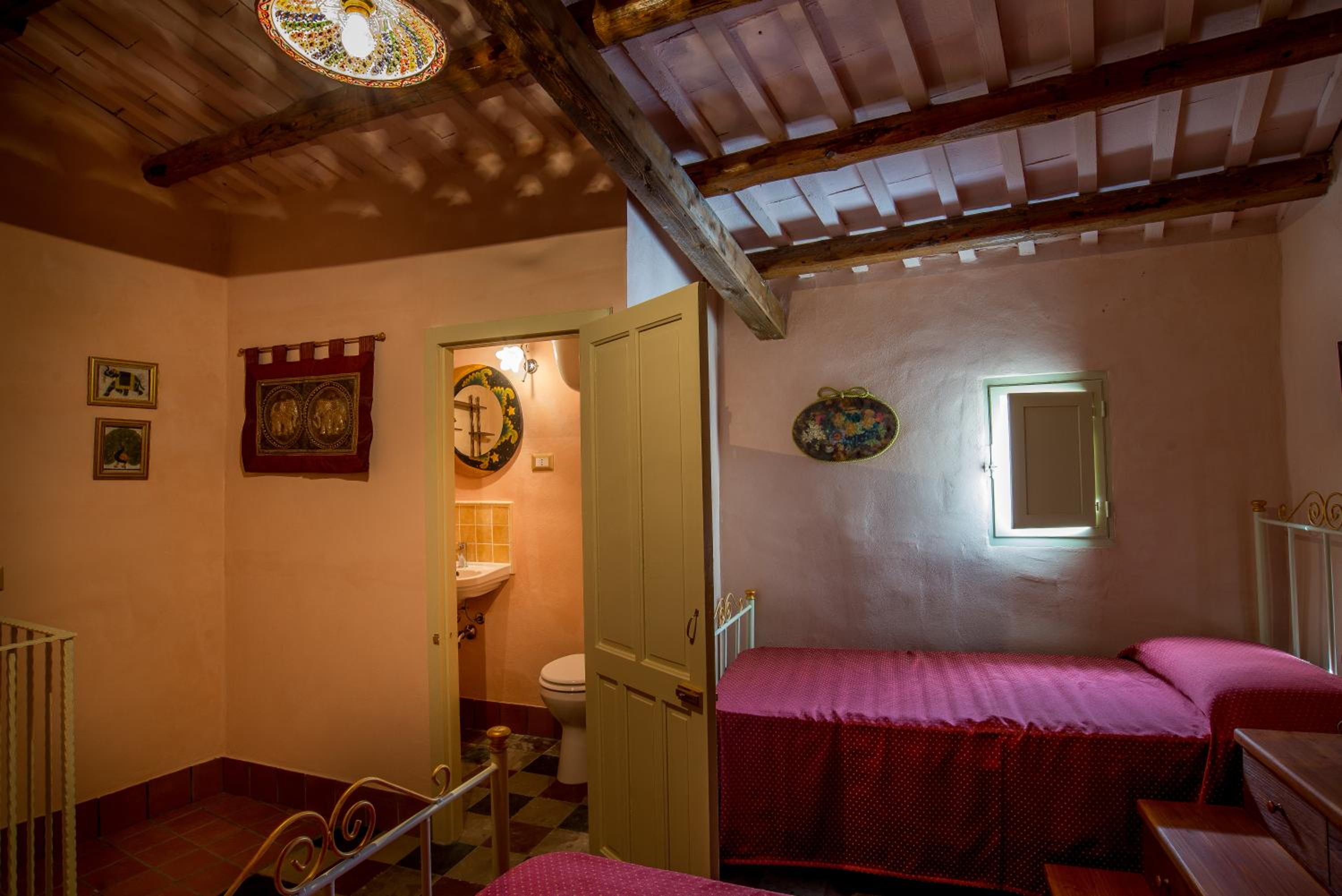 Roccamelia Historic Houses