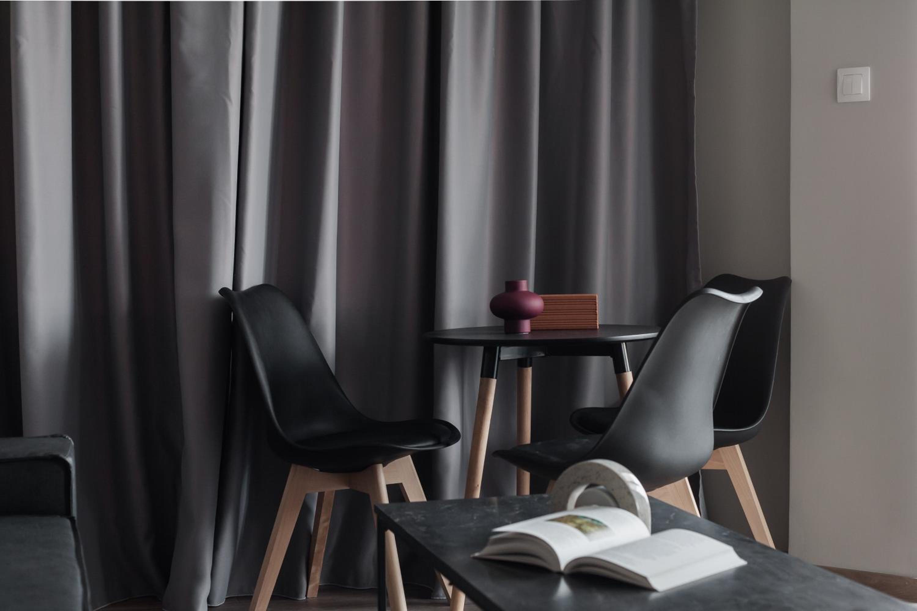 WYZ Athens Apartments by UPSTREET