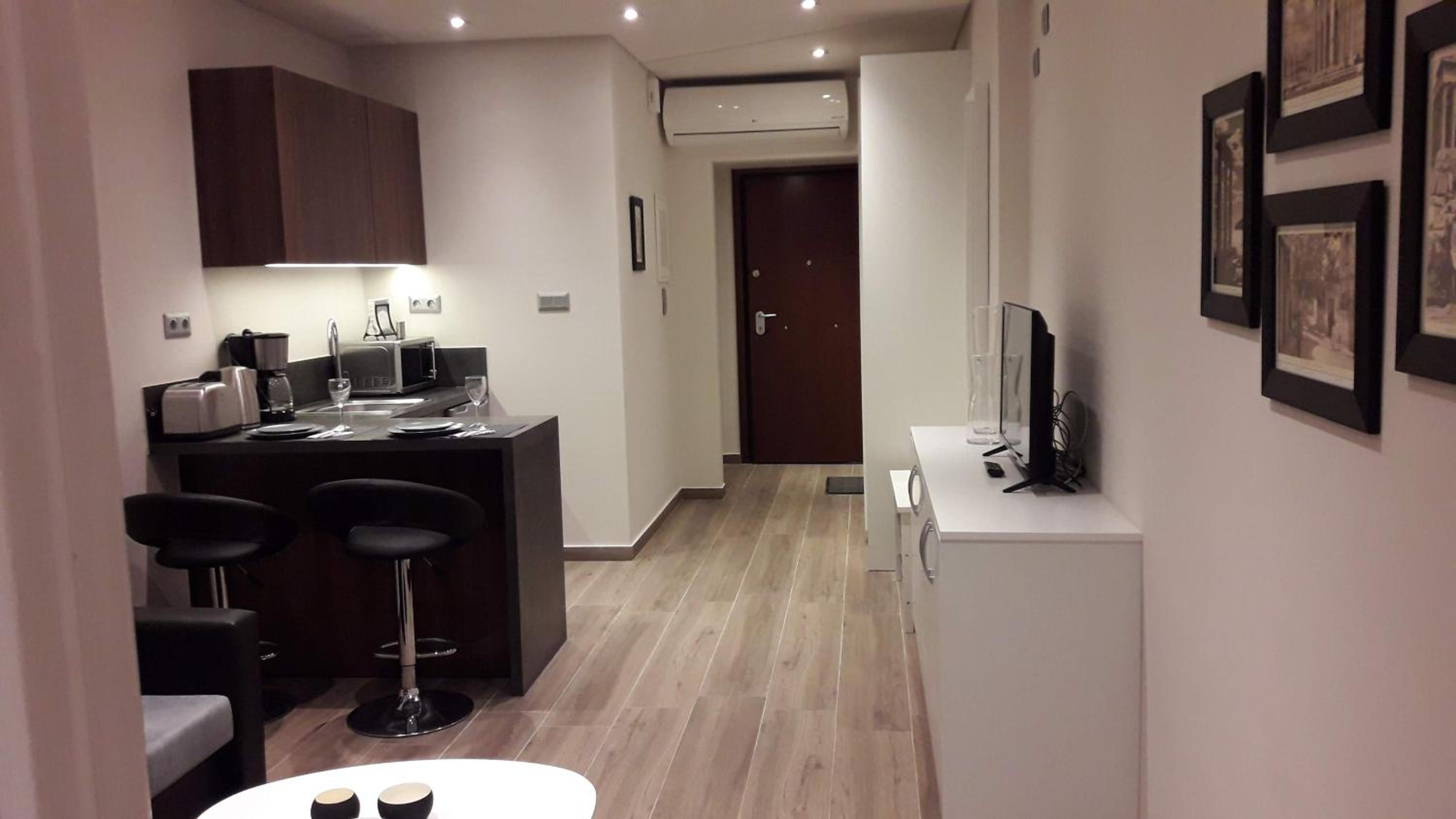 Acropolis-view brand new modern apartment at Ermou