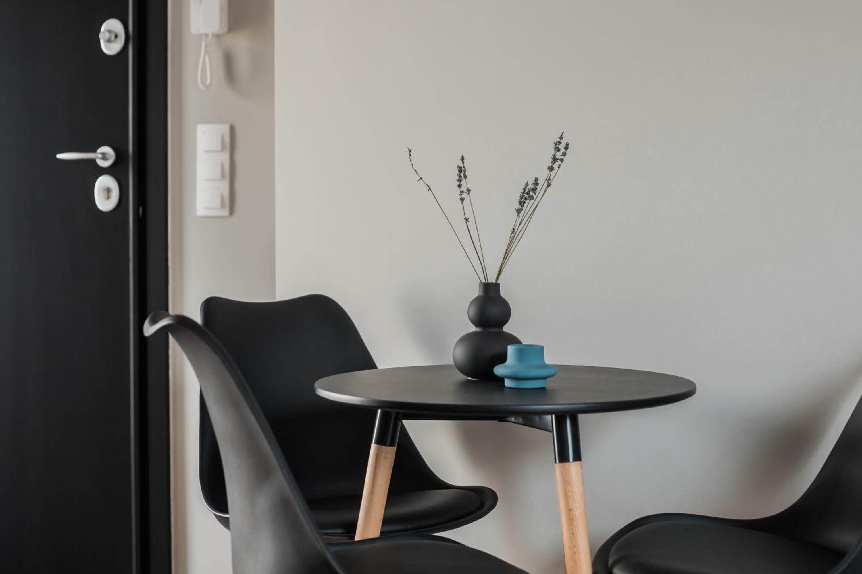 WYZ Athens Apartments by UPSTREET