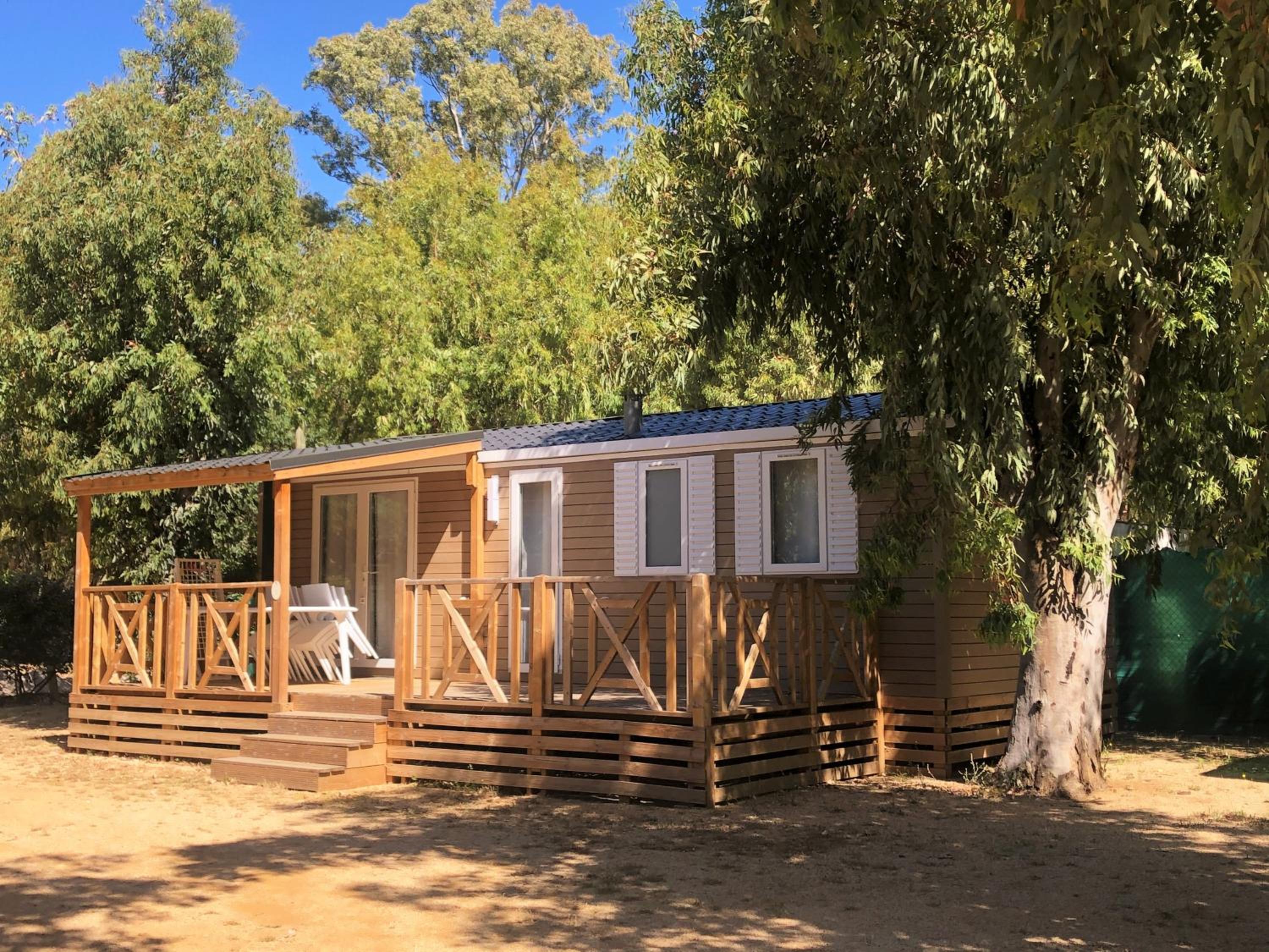 Camping La Pinède