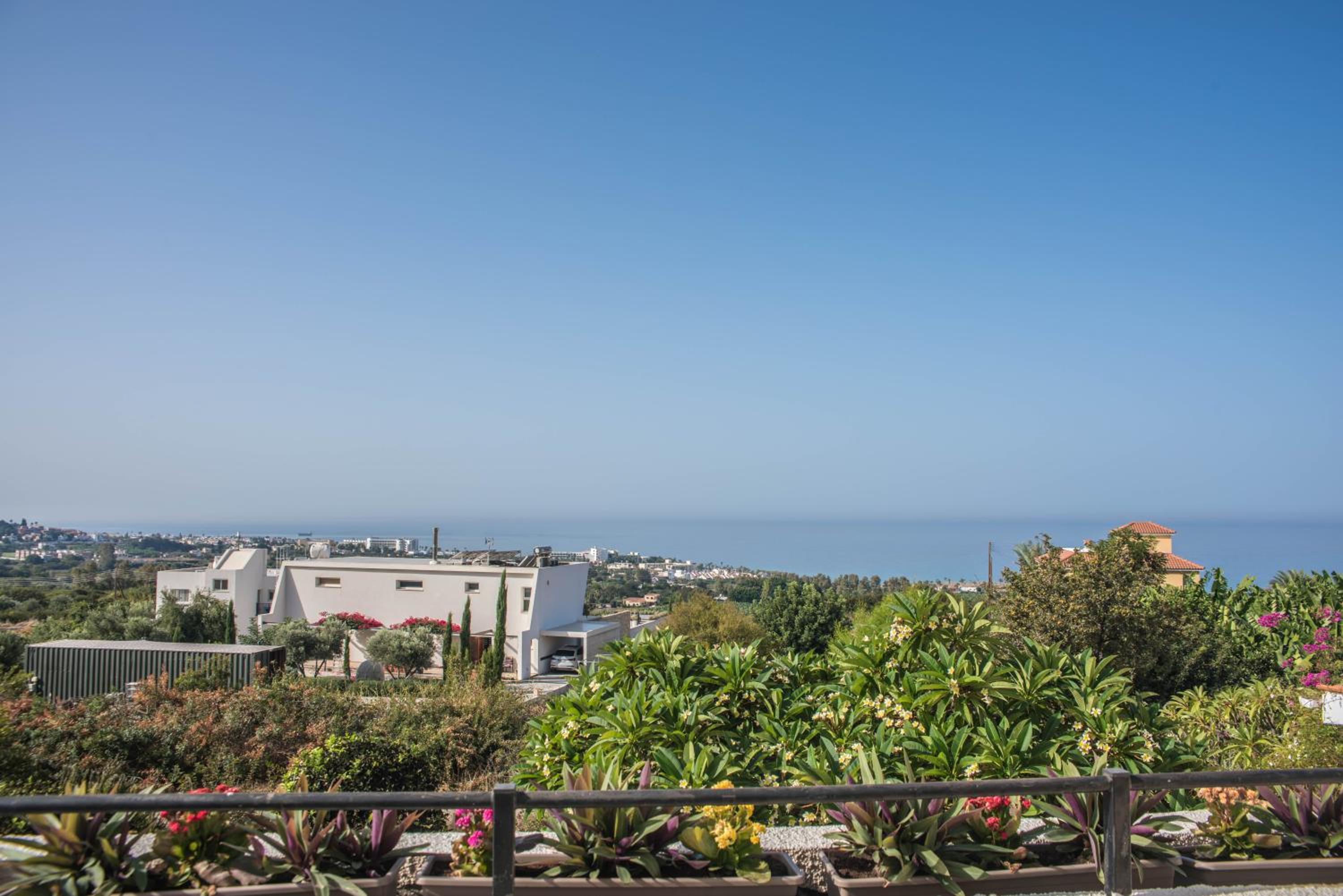 Lovely one bedroom apartment with nice view view 5