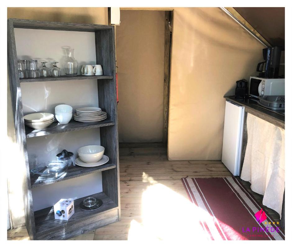 Camping La Pinède