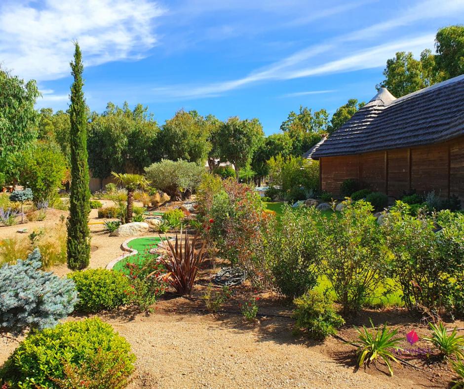 Camping La Pinède