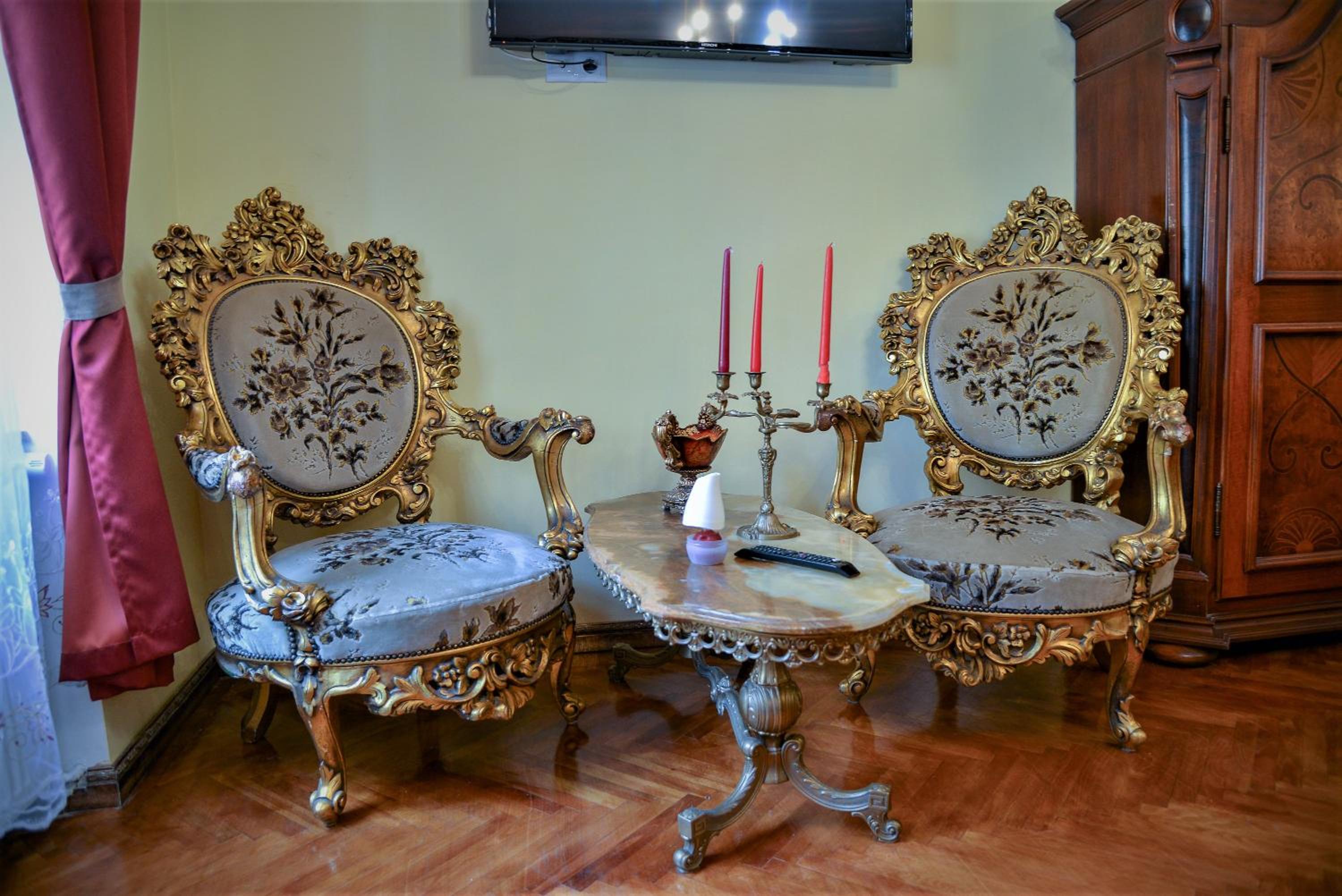 History Apartments Cetății - Image 3