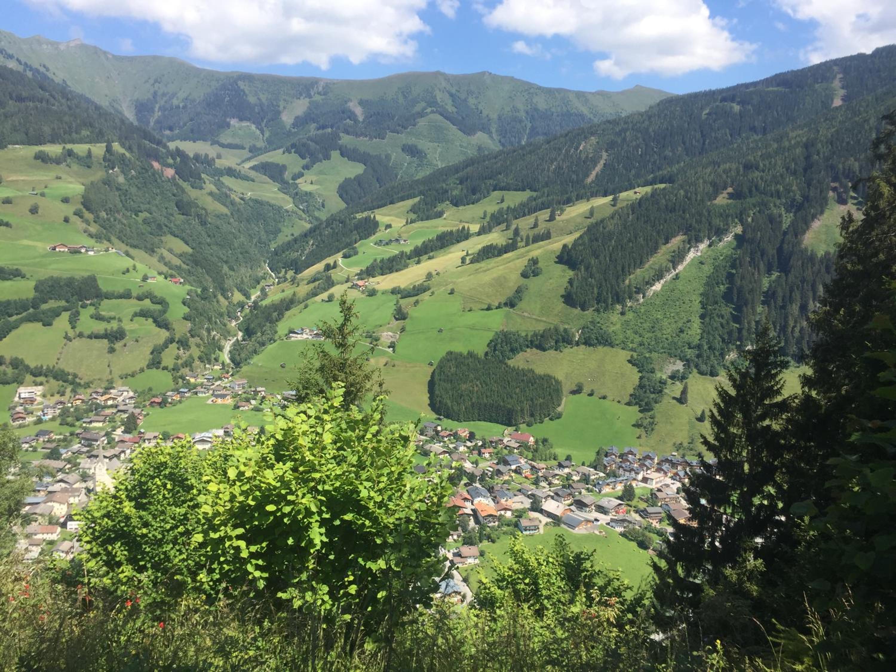 Schoenblick Mountain Resort - by SMR Rauris Apartments - Inc Spa close to Gondola