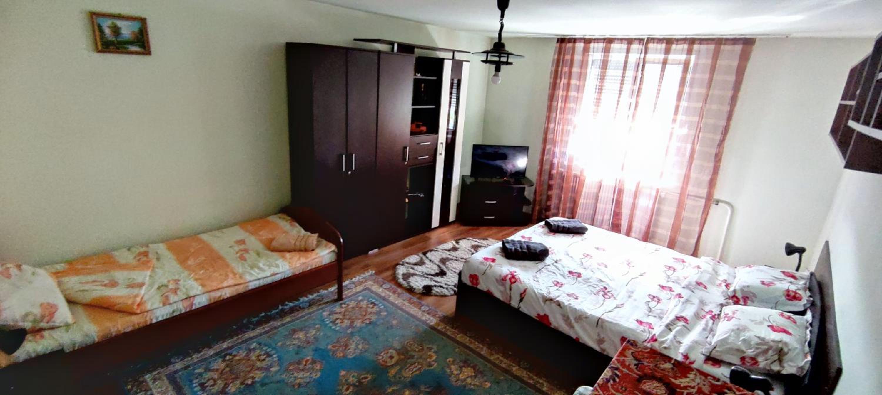 Podgoria Guesthouse- Camere de închiriat view 2