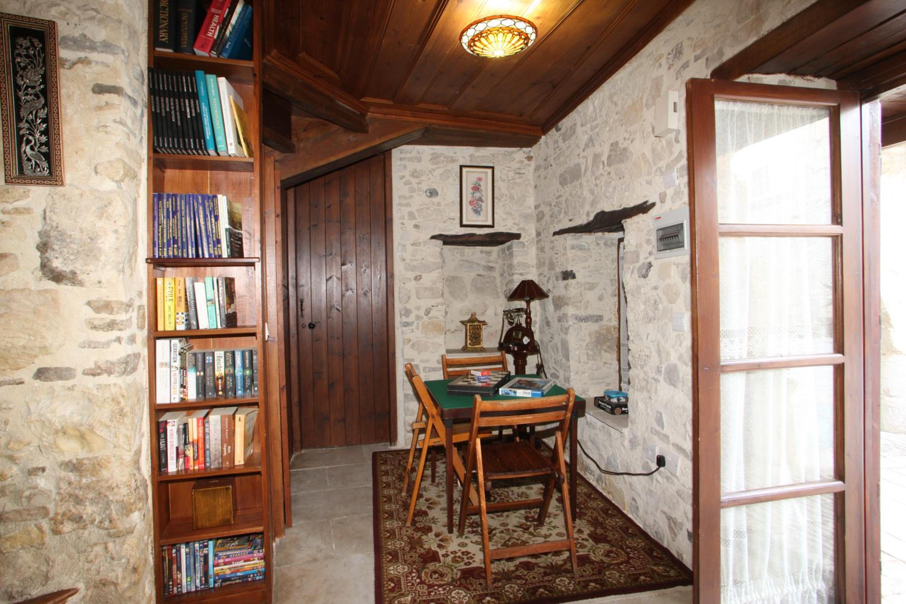 Afames House - Beautiful Traditional House