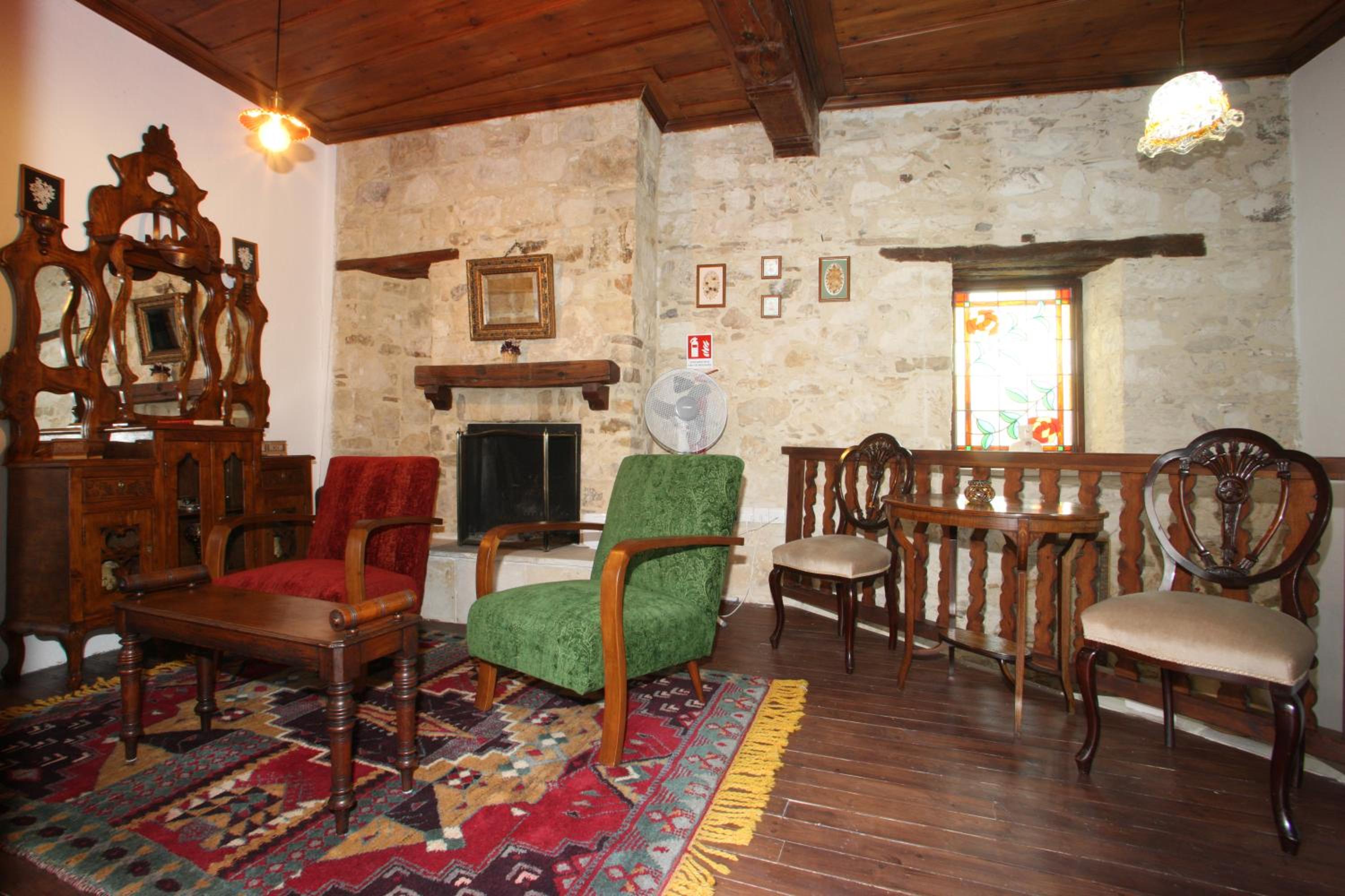 Afames House - Beautiful Traditional House