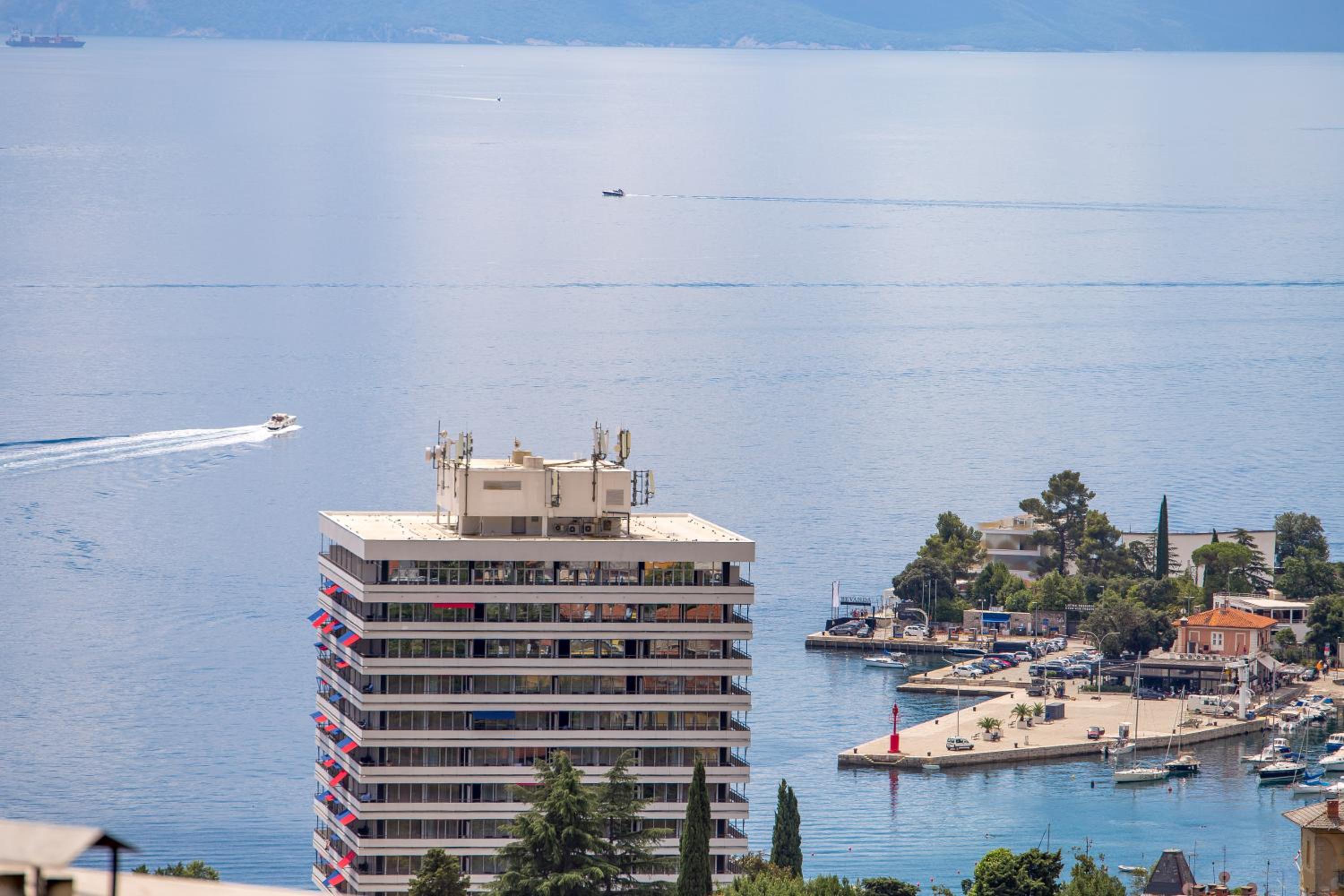 Studio apartman Rozi