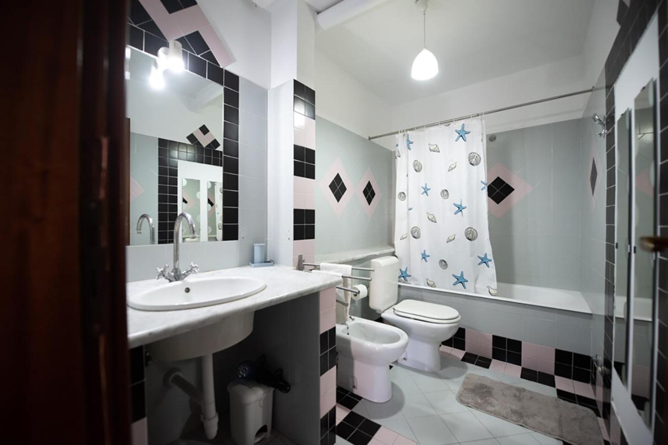 Blue Fish Home view 4