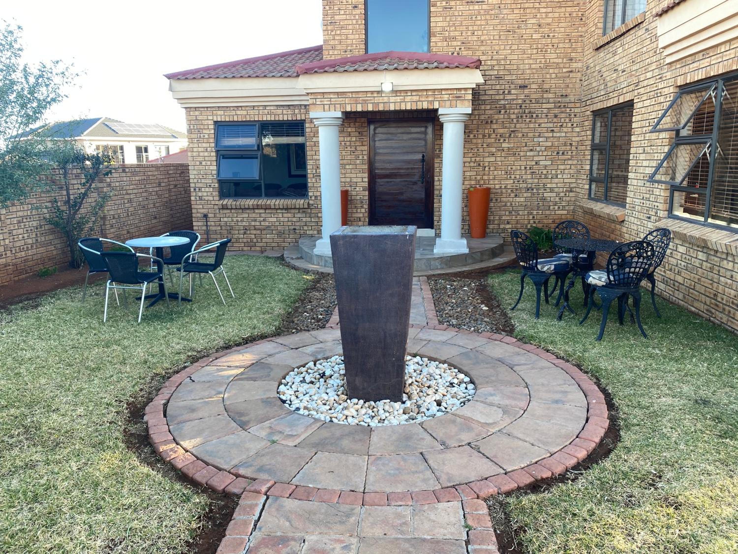 Nimza K Guesthouse