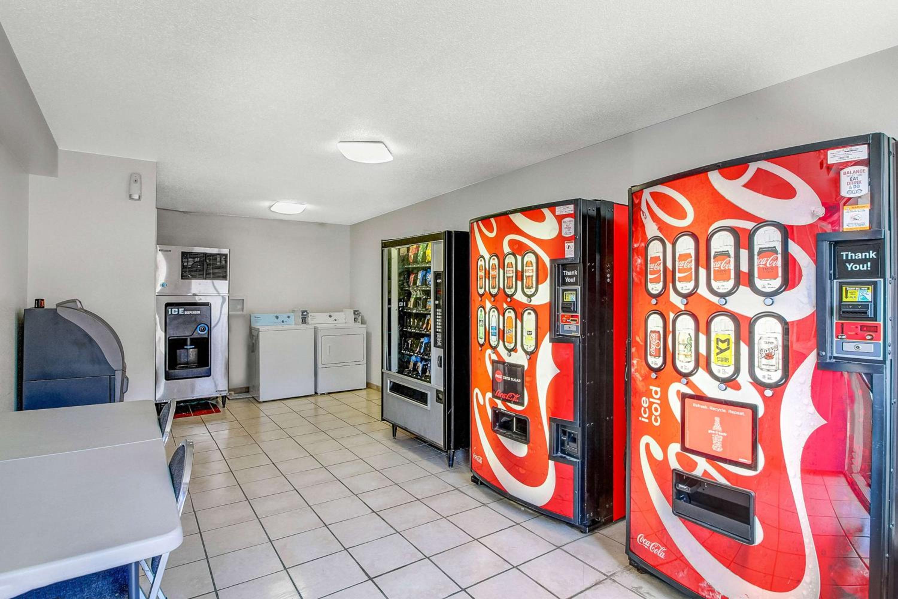 Motel 6-Charles Town, WV