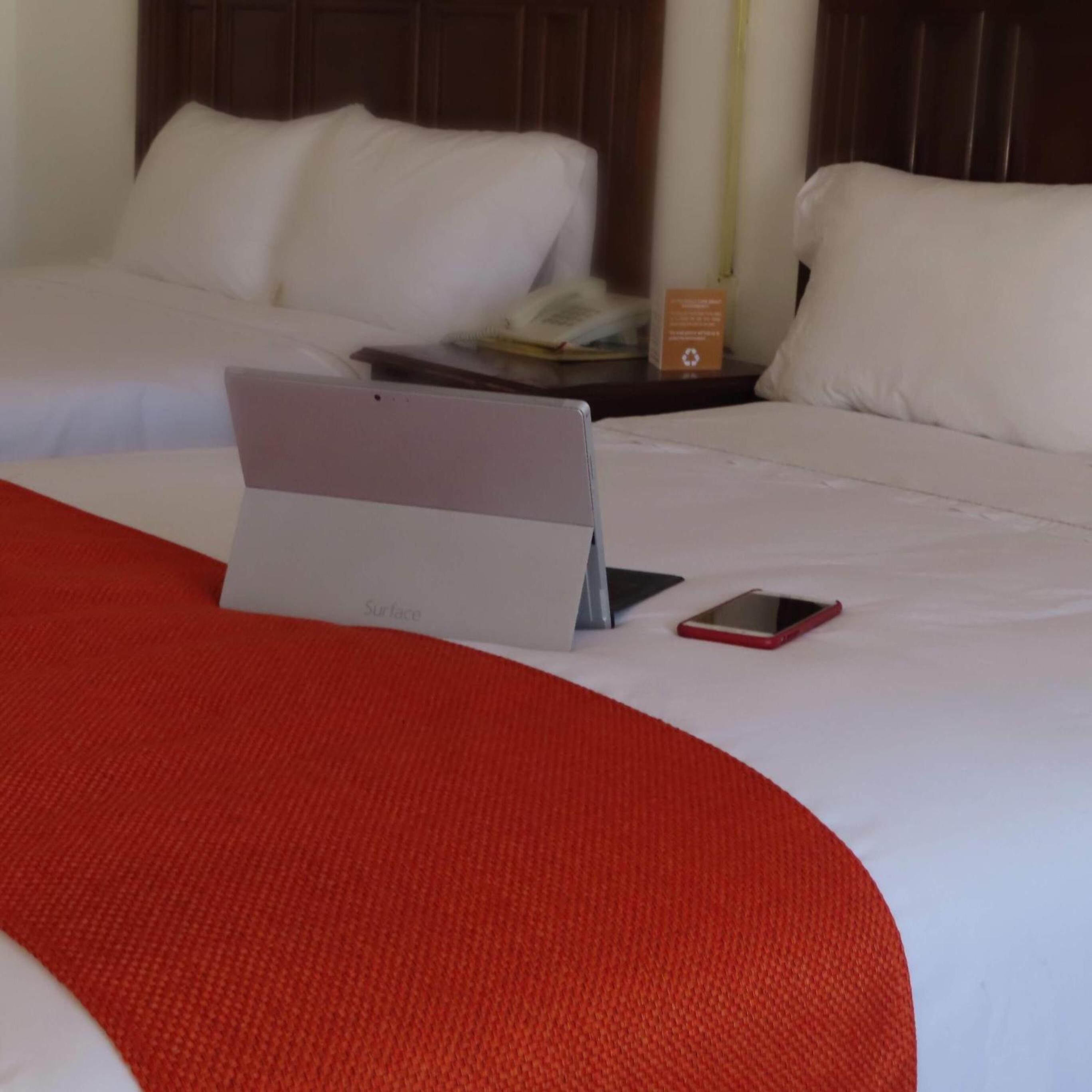 Nuevo Laredo Vacations - HOTEL LOS ROBLES - Property Image 3