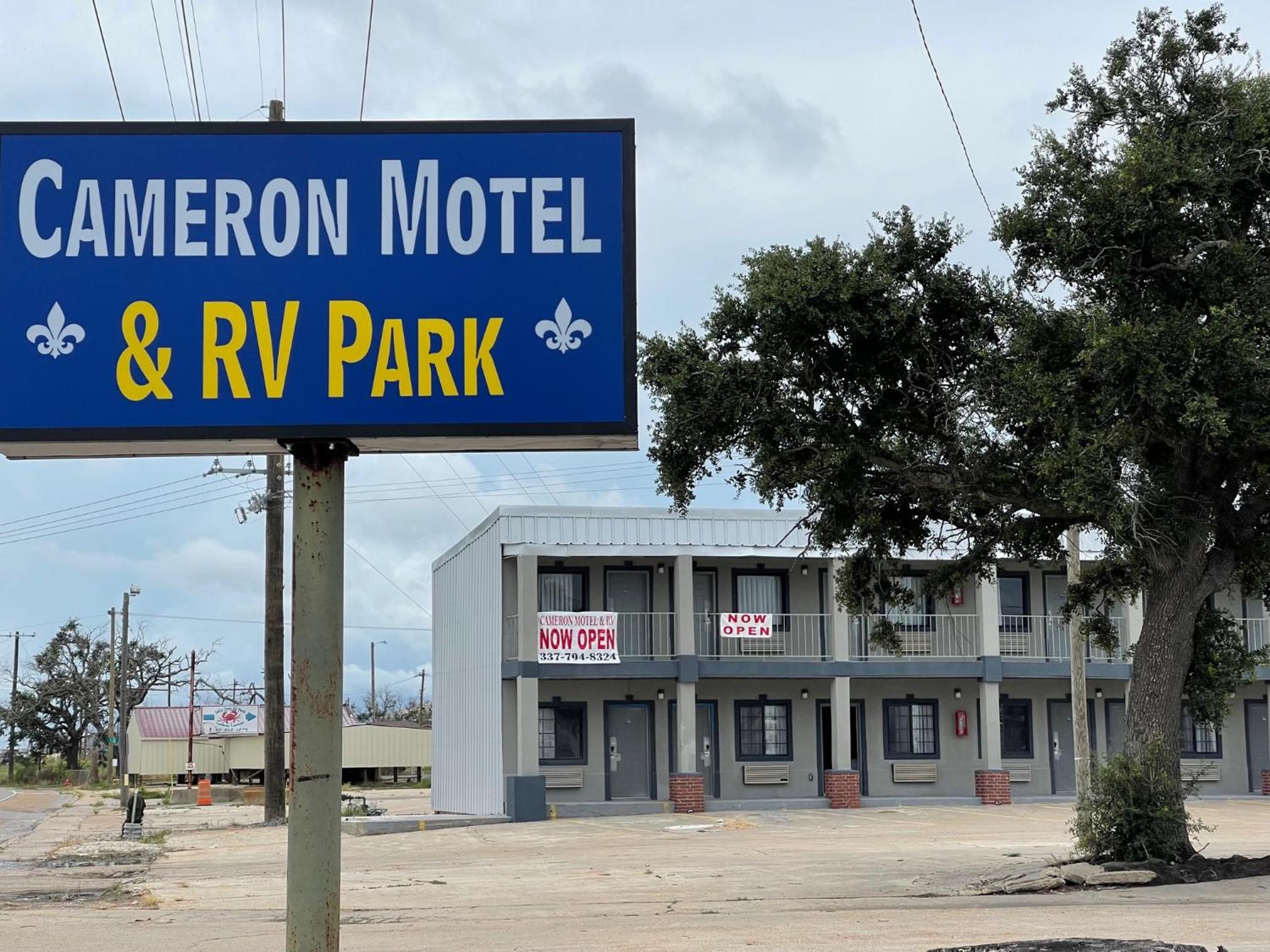 Cameron Motel view 5