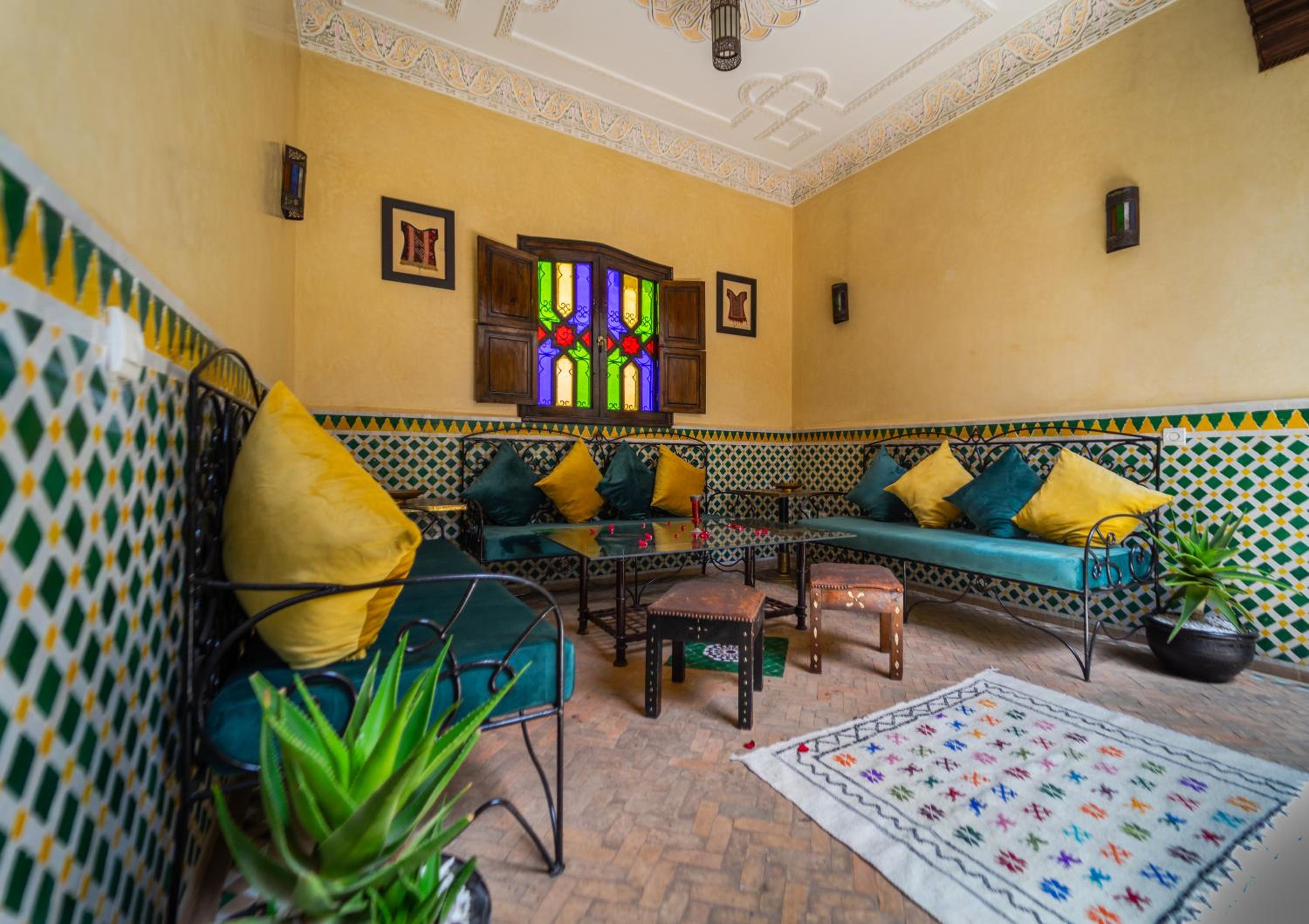 lounge