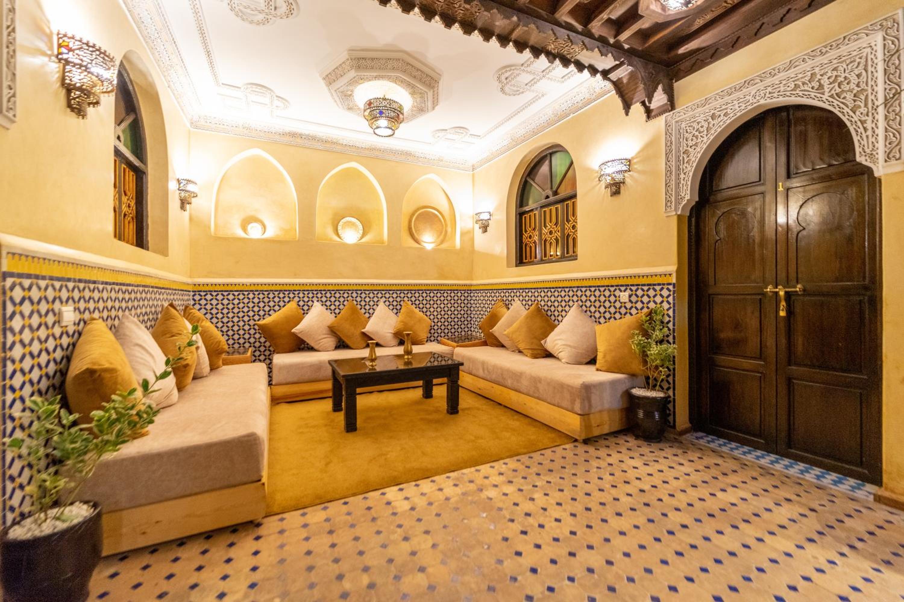 lounge