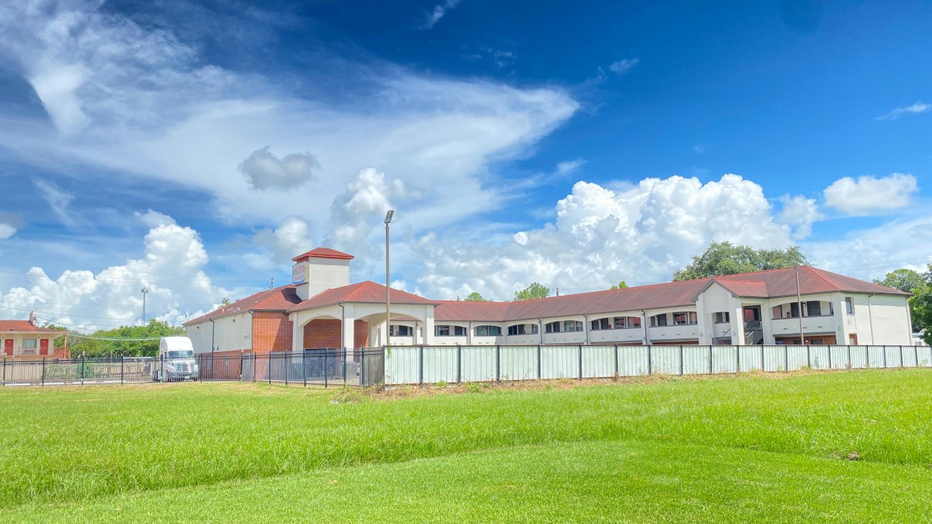 Photo 46
