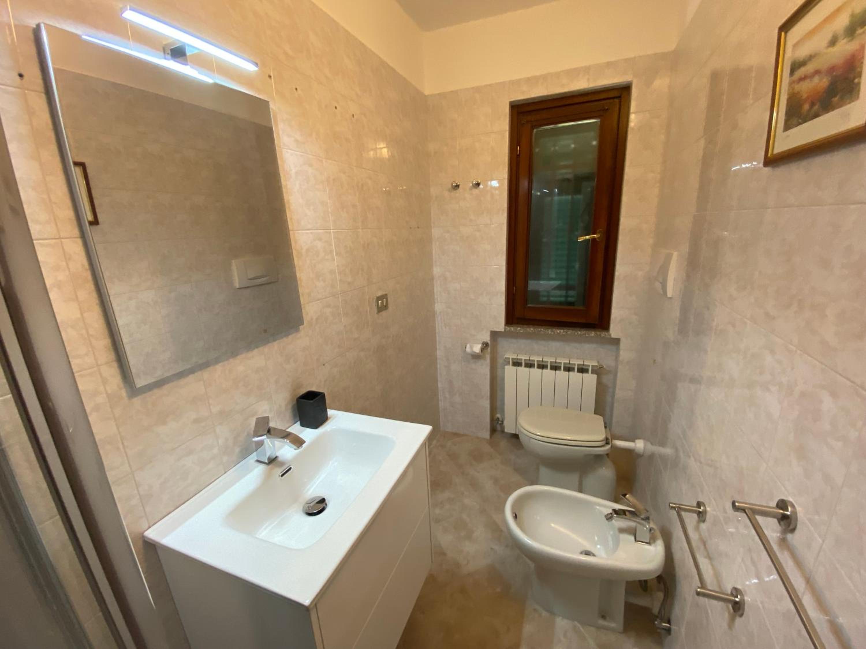 Appartamenti Borgo San Pietro view 4