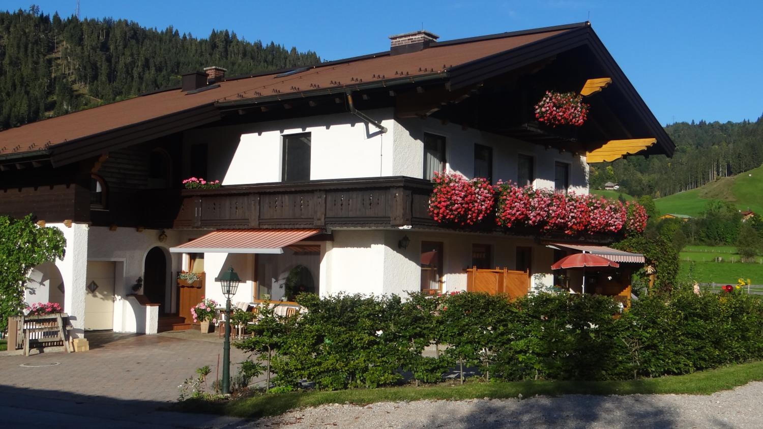 Hotel Gästehaus Christl - Image 1