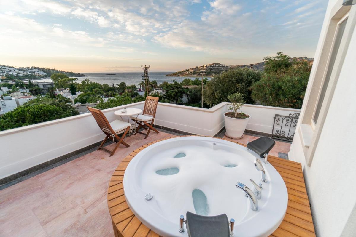 Jacuzzi
