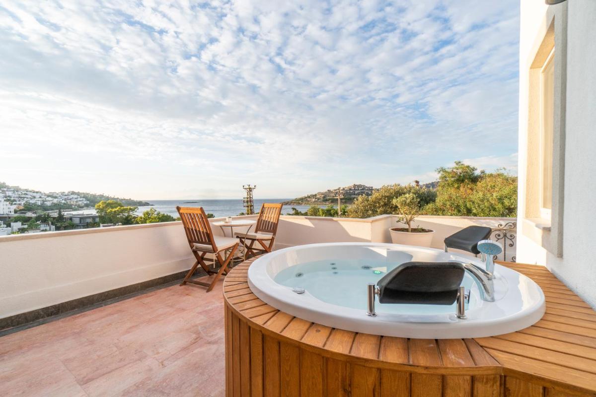 Jacuzzi