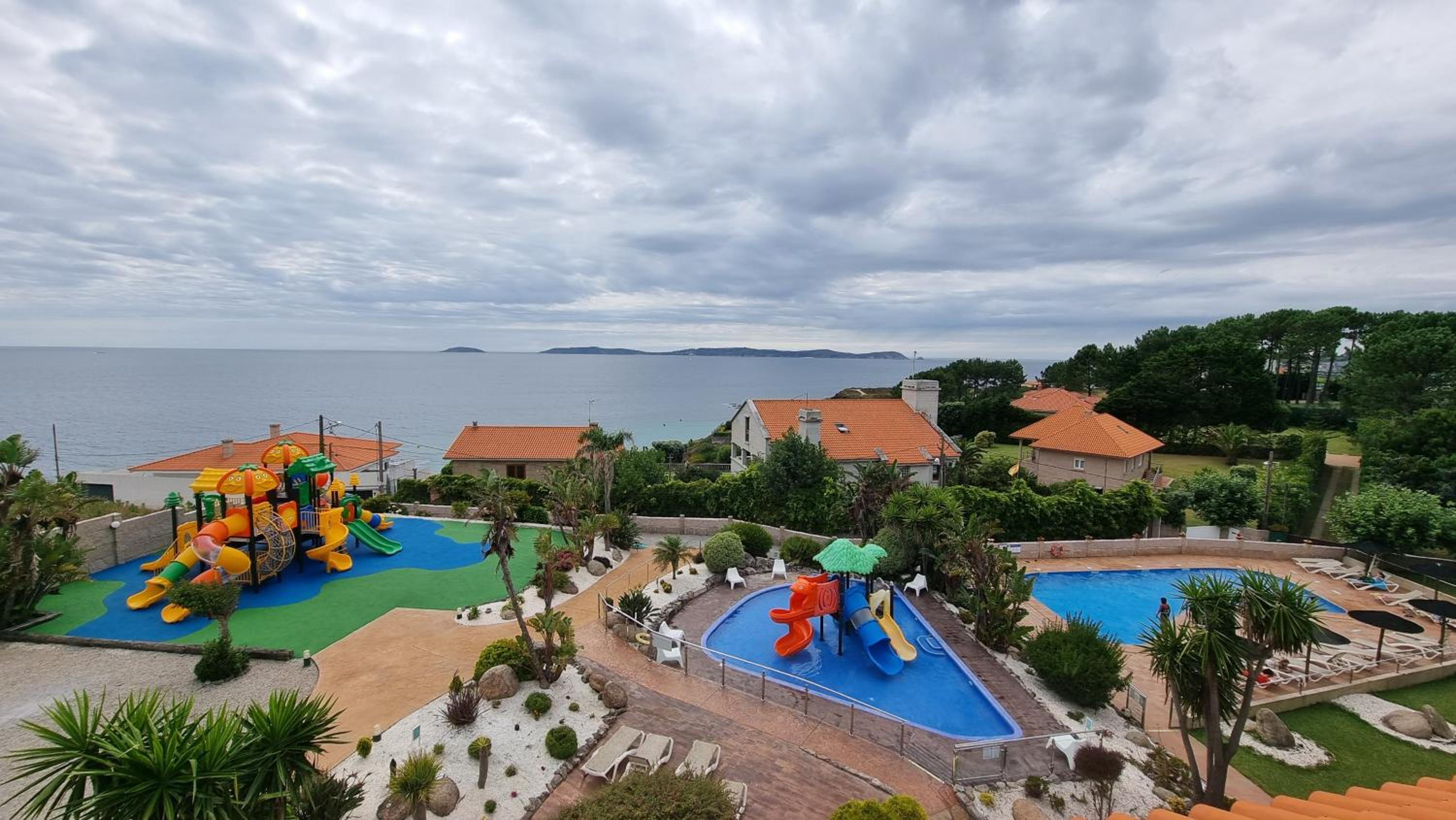 Apartamentos Coral Do Mar II