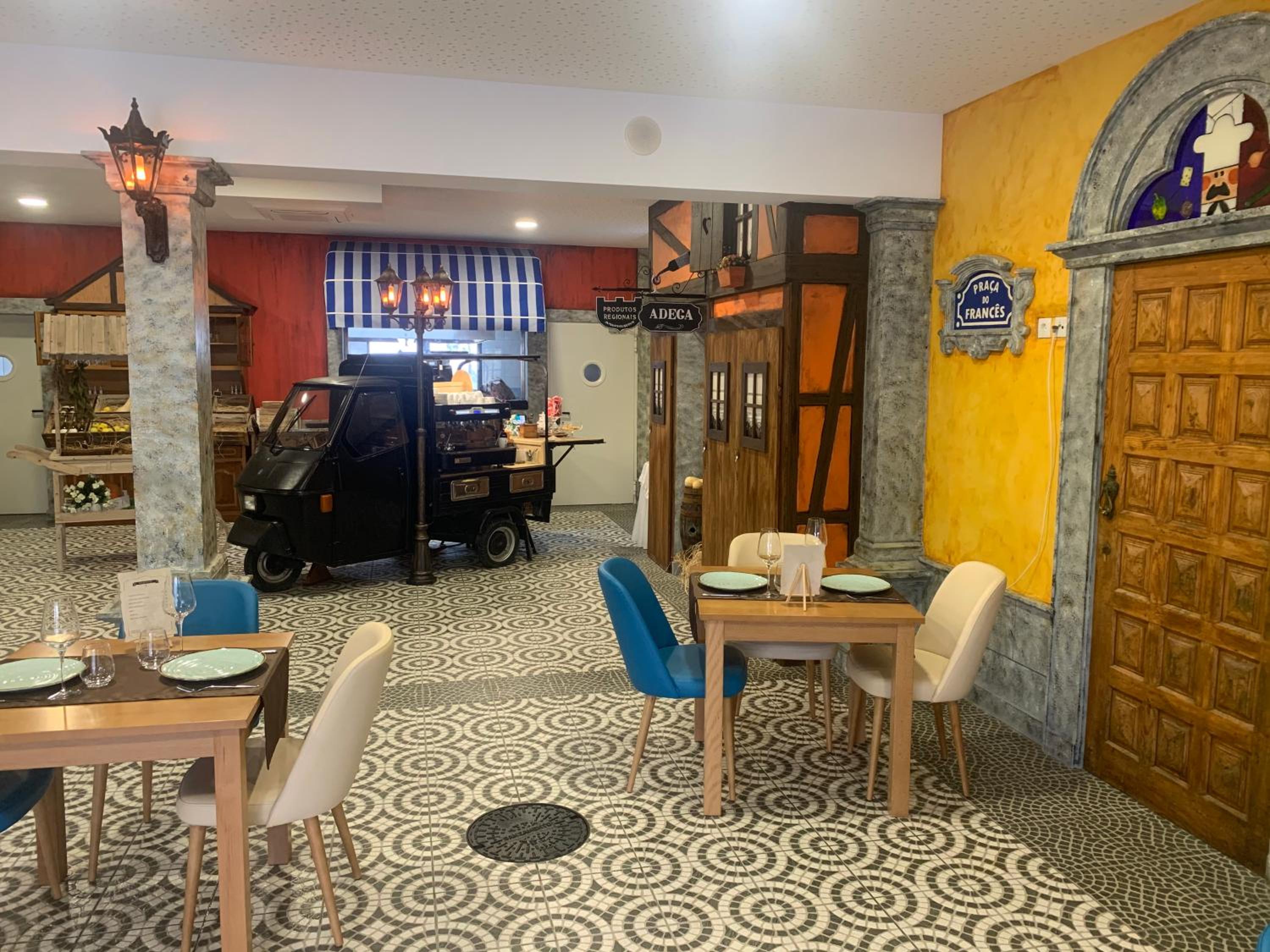 dining