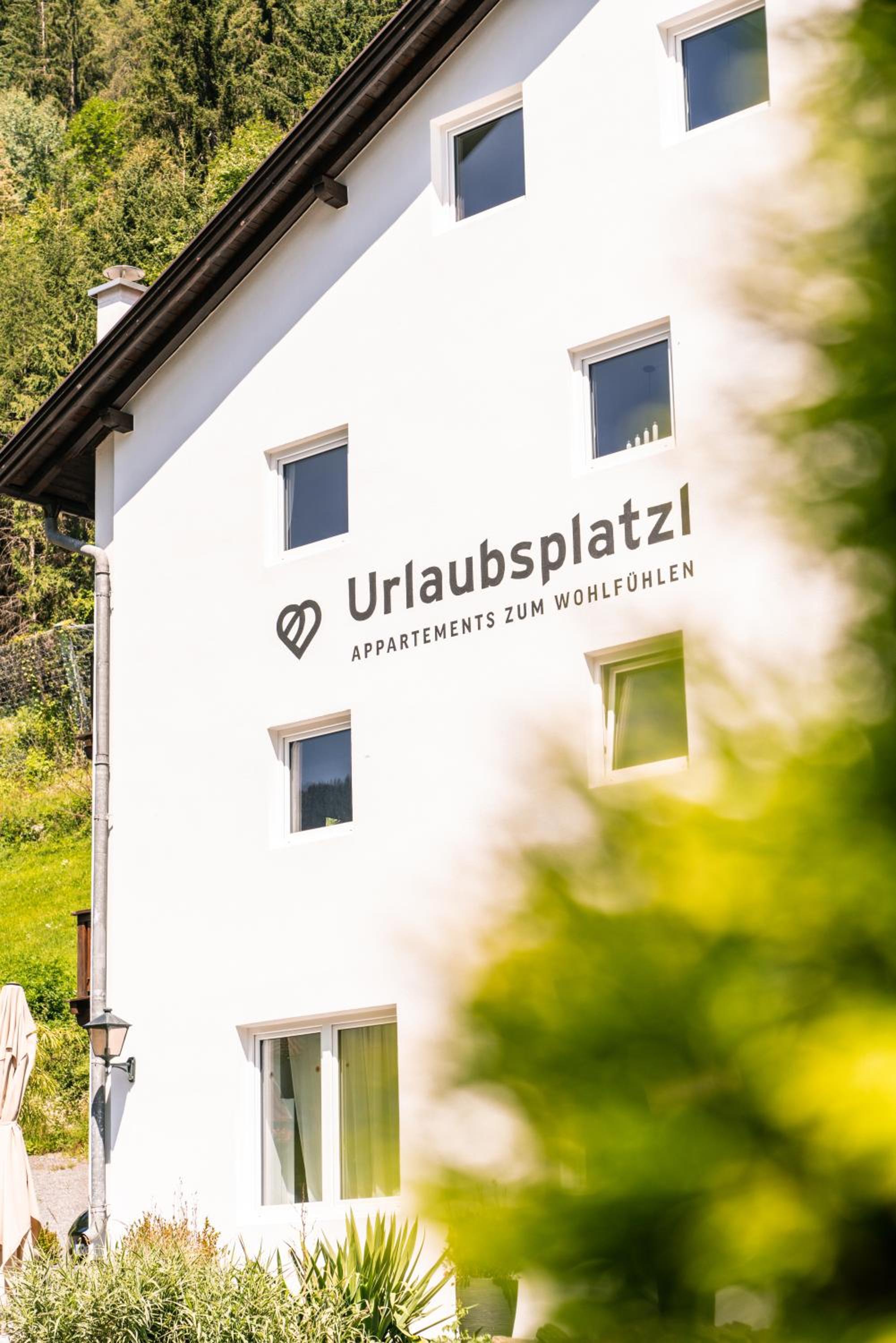 Urlaubsplatzl Appartements view 3