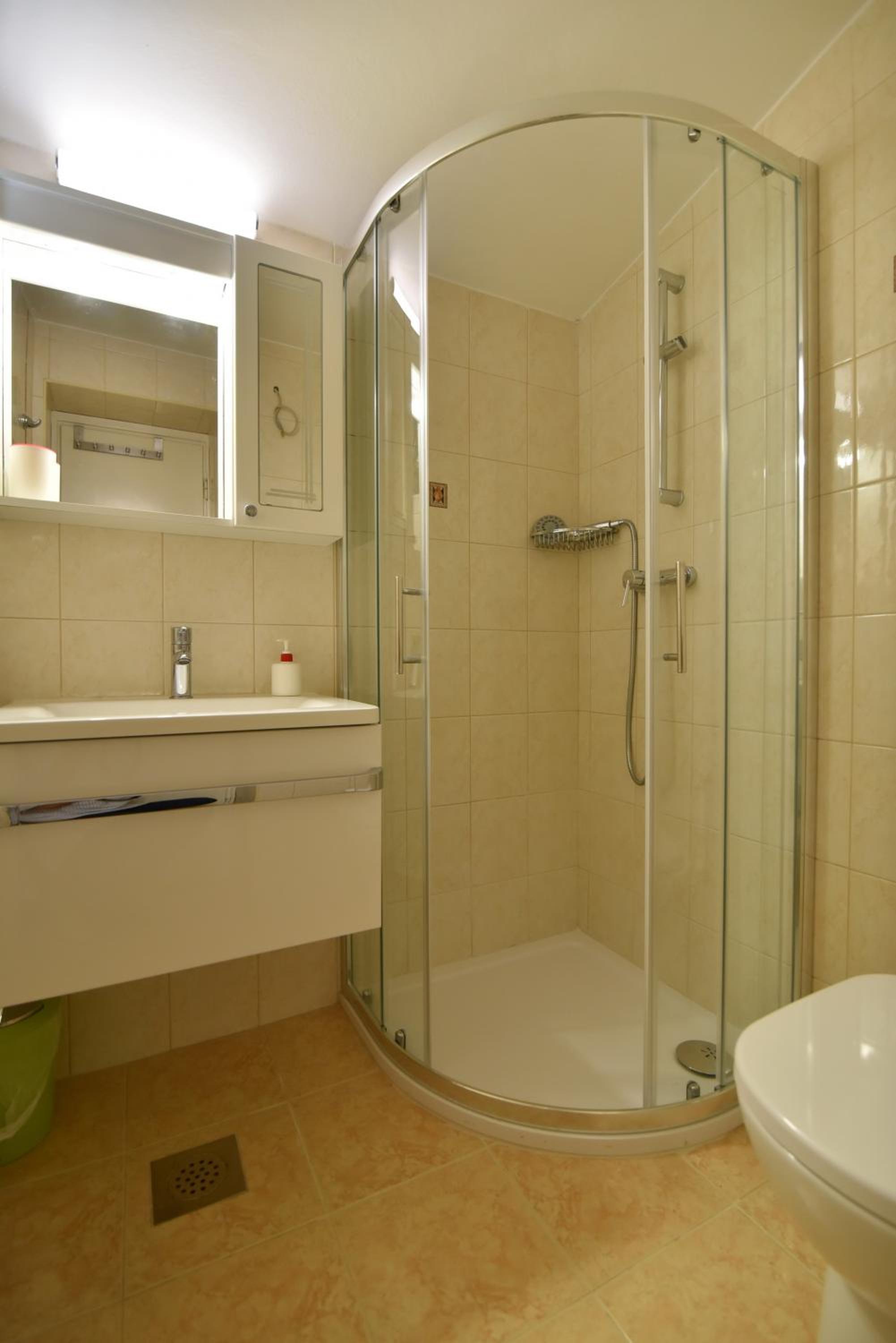 Apartmani Badurina - Crnika