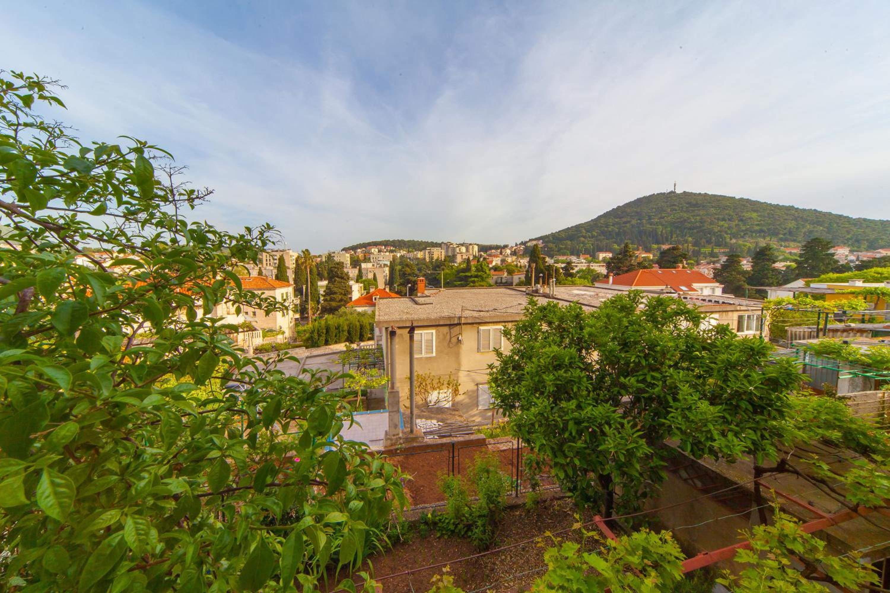 Apartment and Rooms Lapad