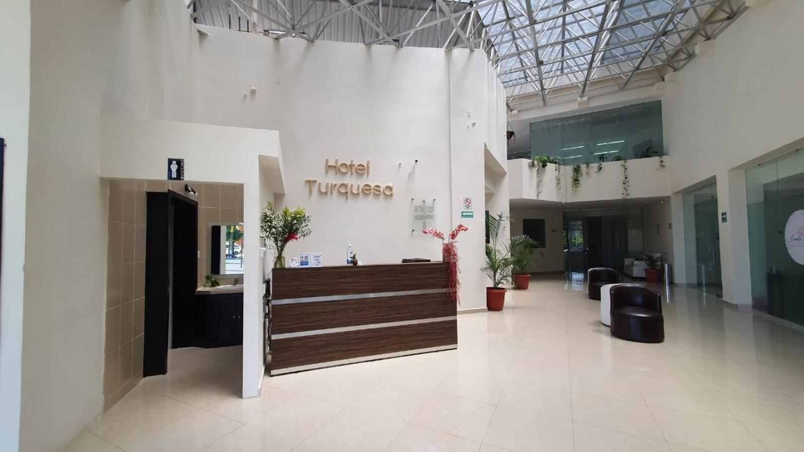 Lobby & Reception