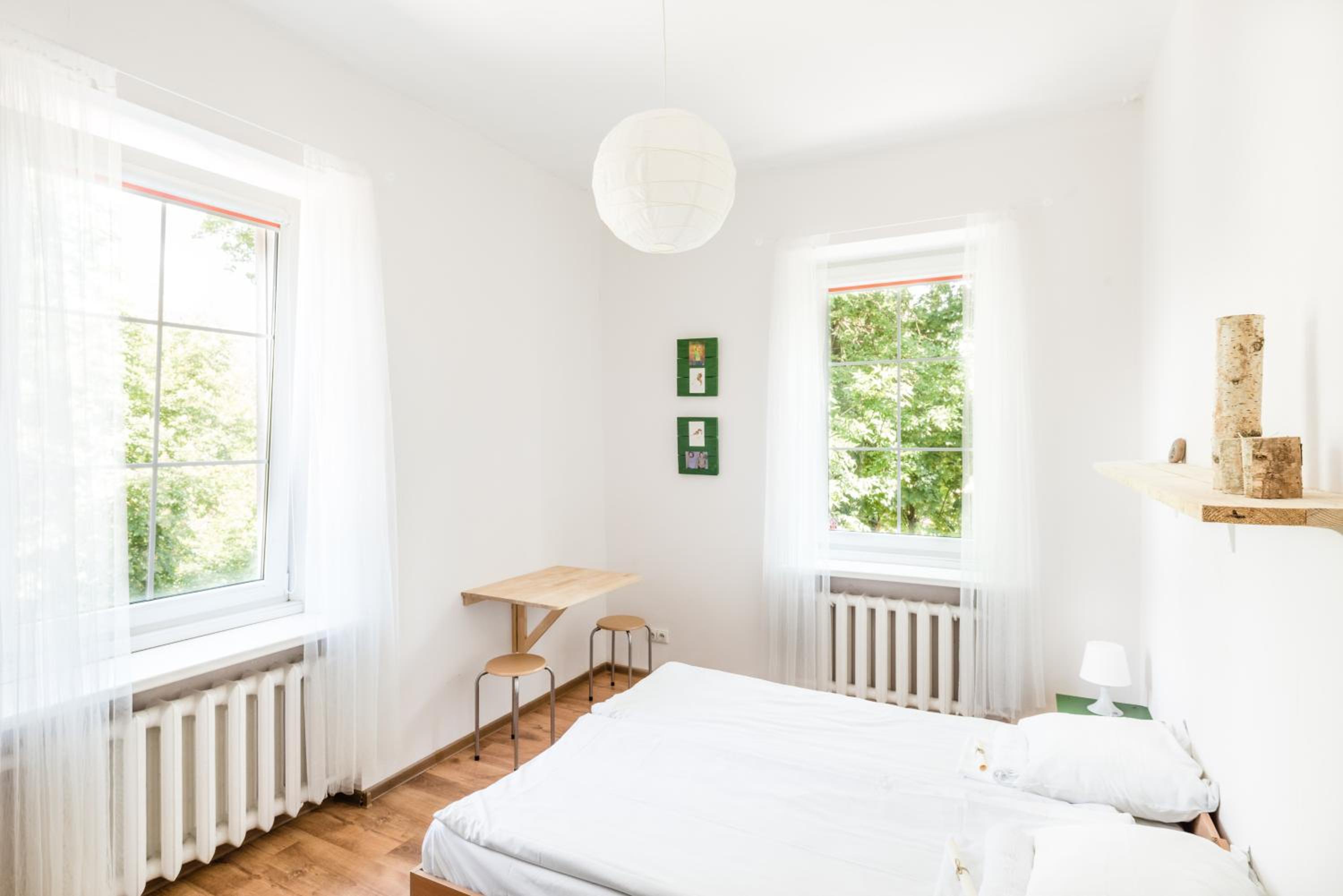 Downtown Forest Hostel & Camping