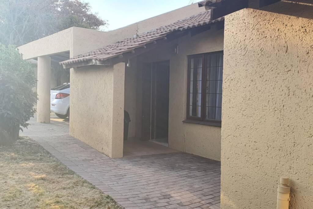 Private Bachelor Apartment 1