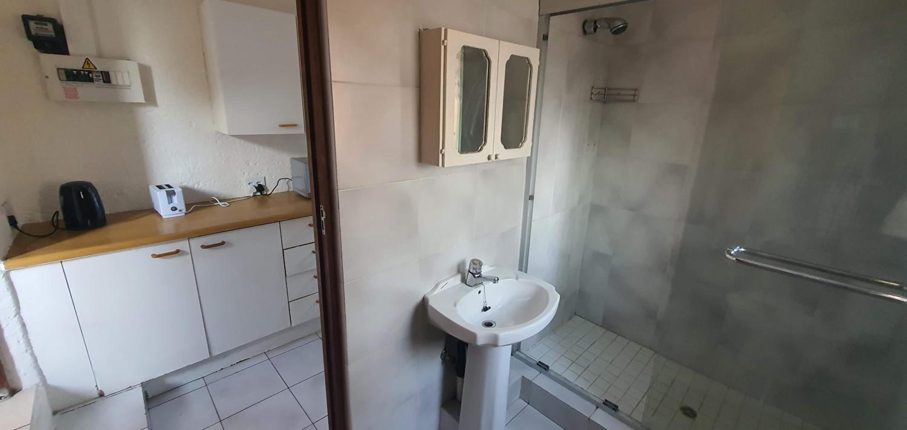Private Bachelor Apartment 1