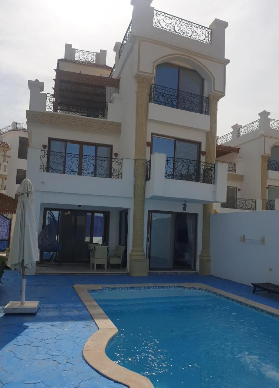 Private Villa, Stand alone, 4 bed rooms,Sharm Hills Resort view 3