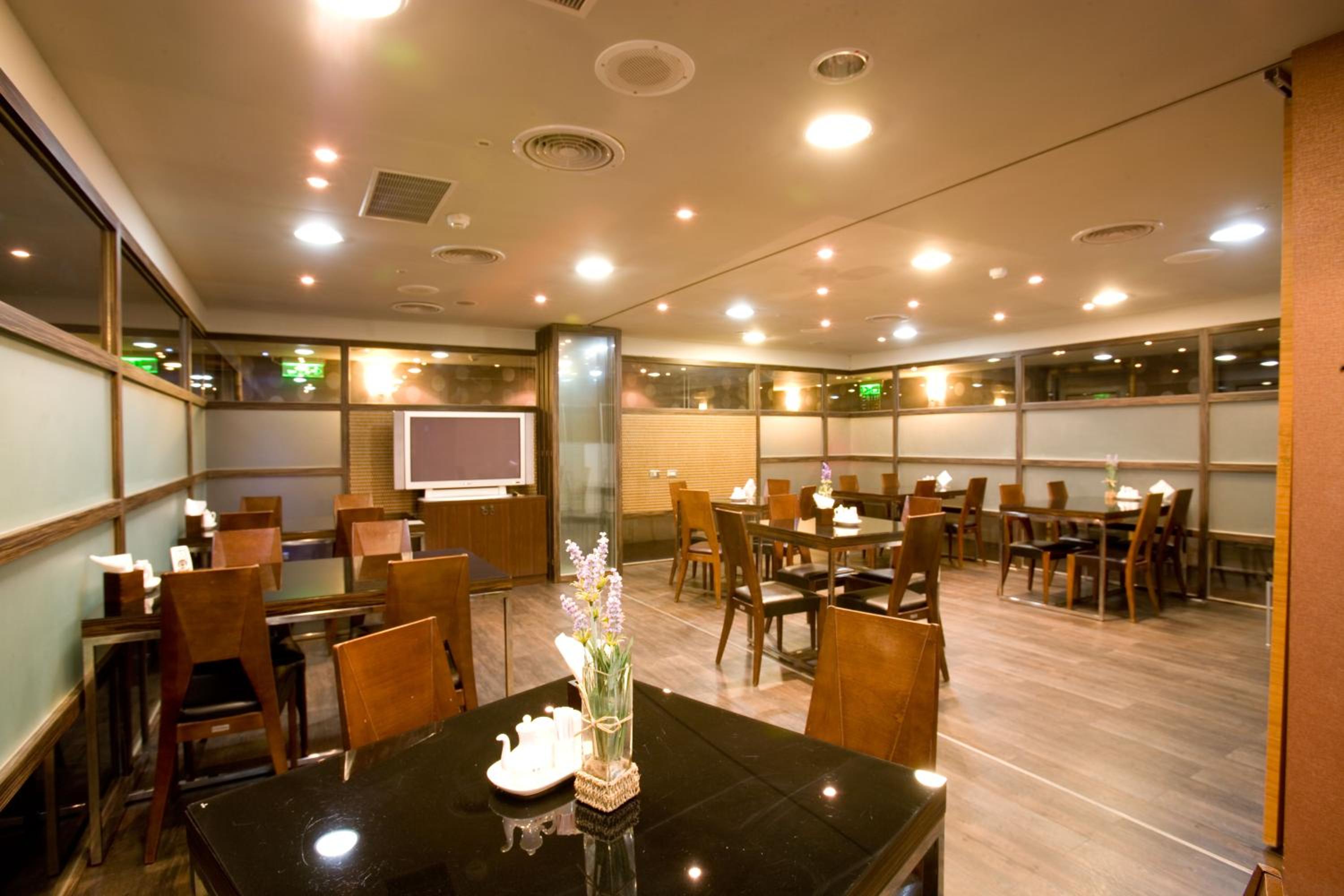 H.M.Hotel