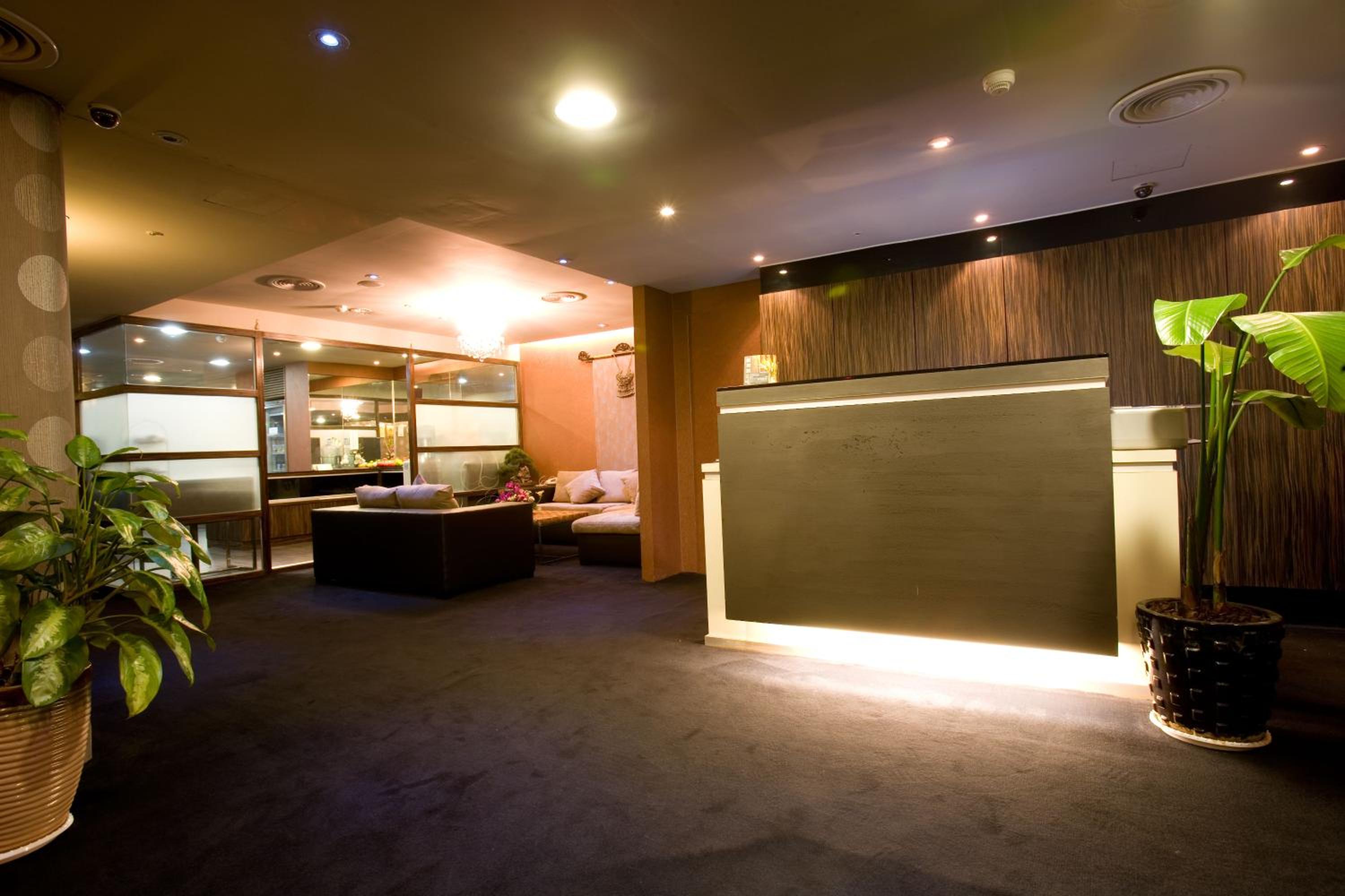 H.M.Hotel
