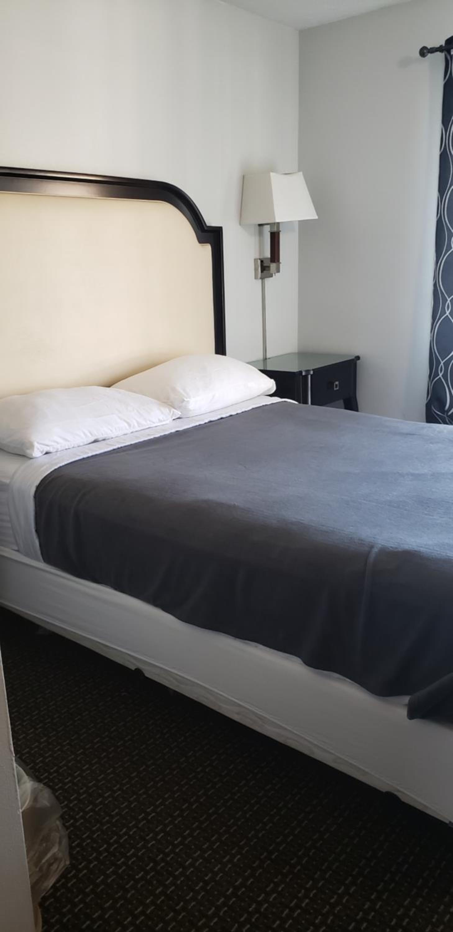 Niagara Falls Courtside Inn - Image 2