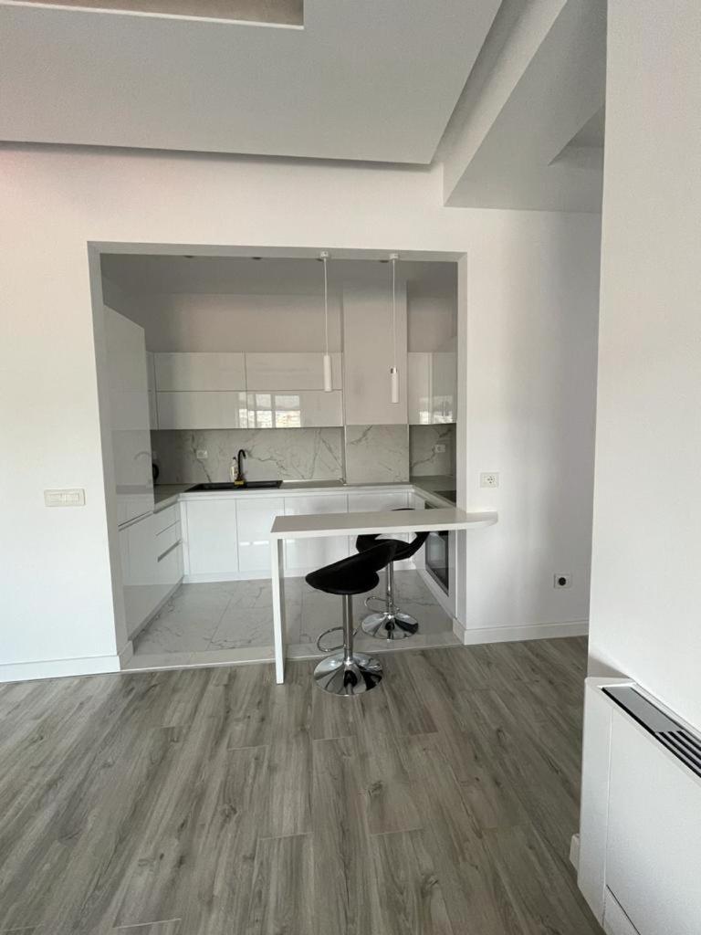 Pyramid apartment tirana