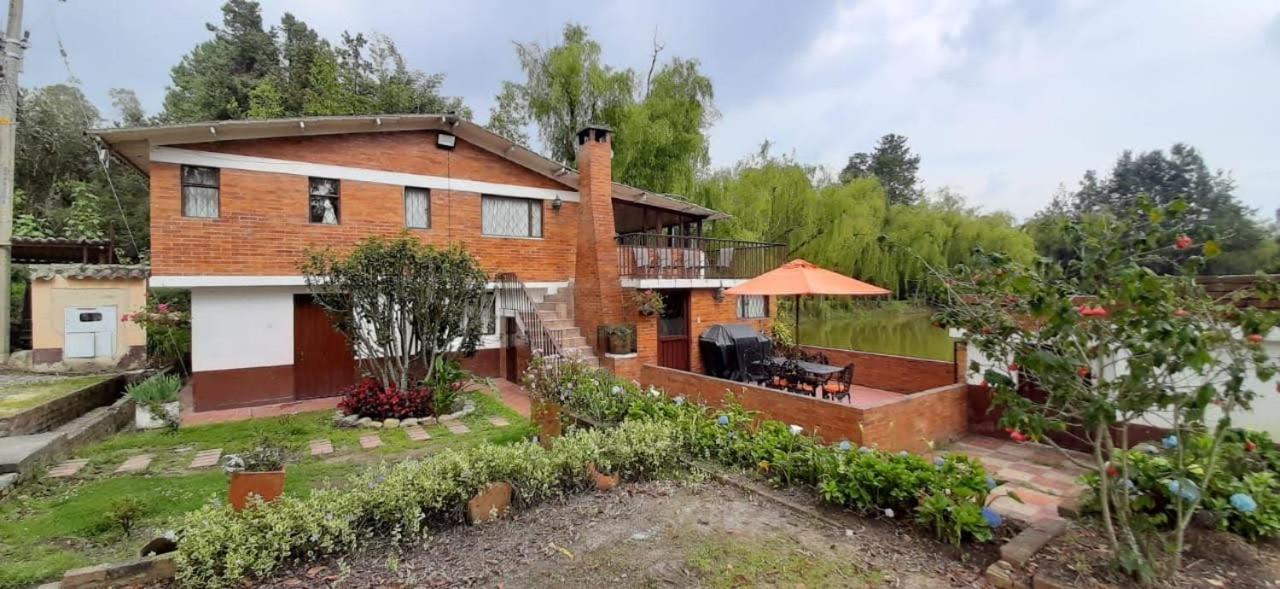 Hacienda Moncora cabaña lago p2