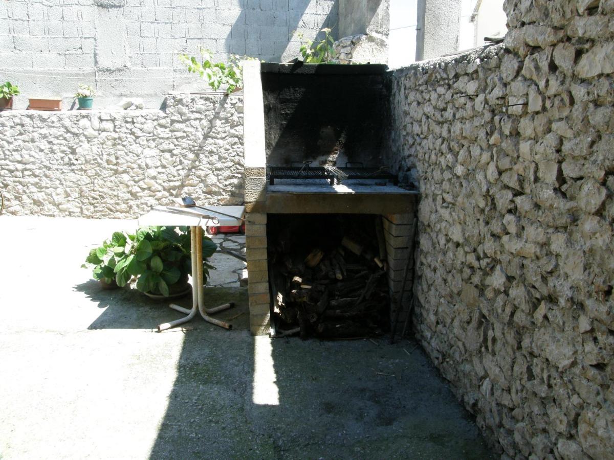 Photo 37