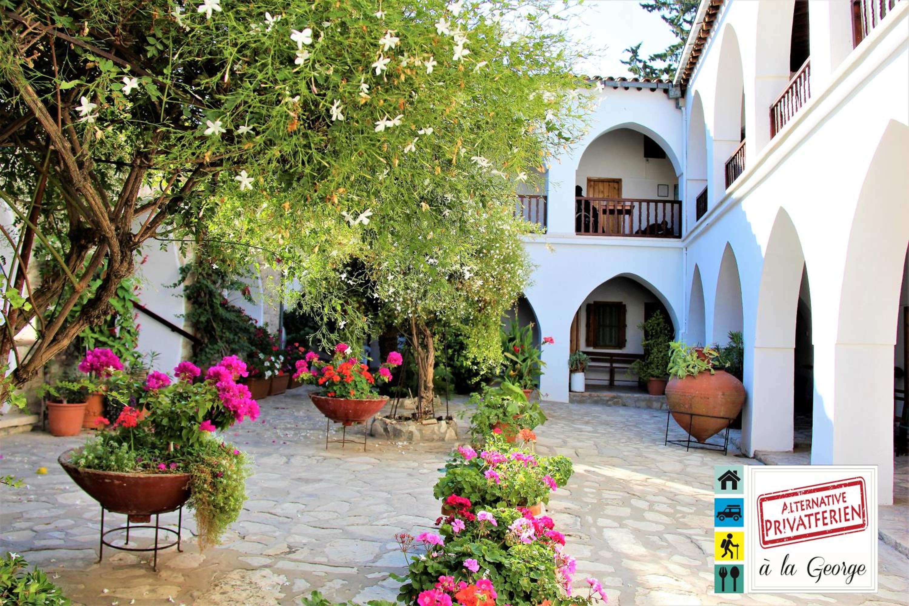 Tzionis Holidays Stonehouse