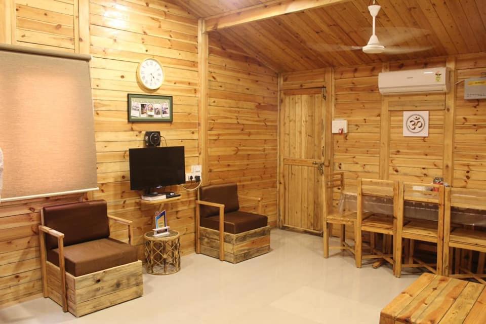 Photo 7